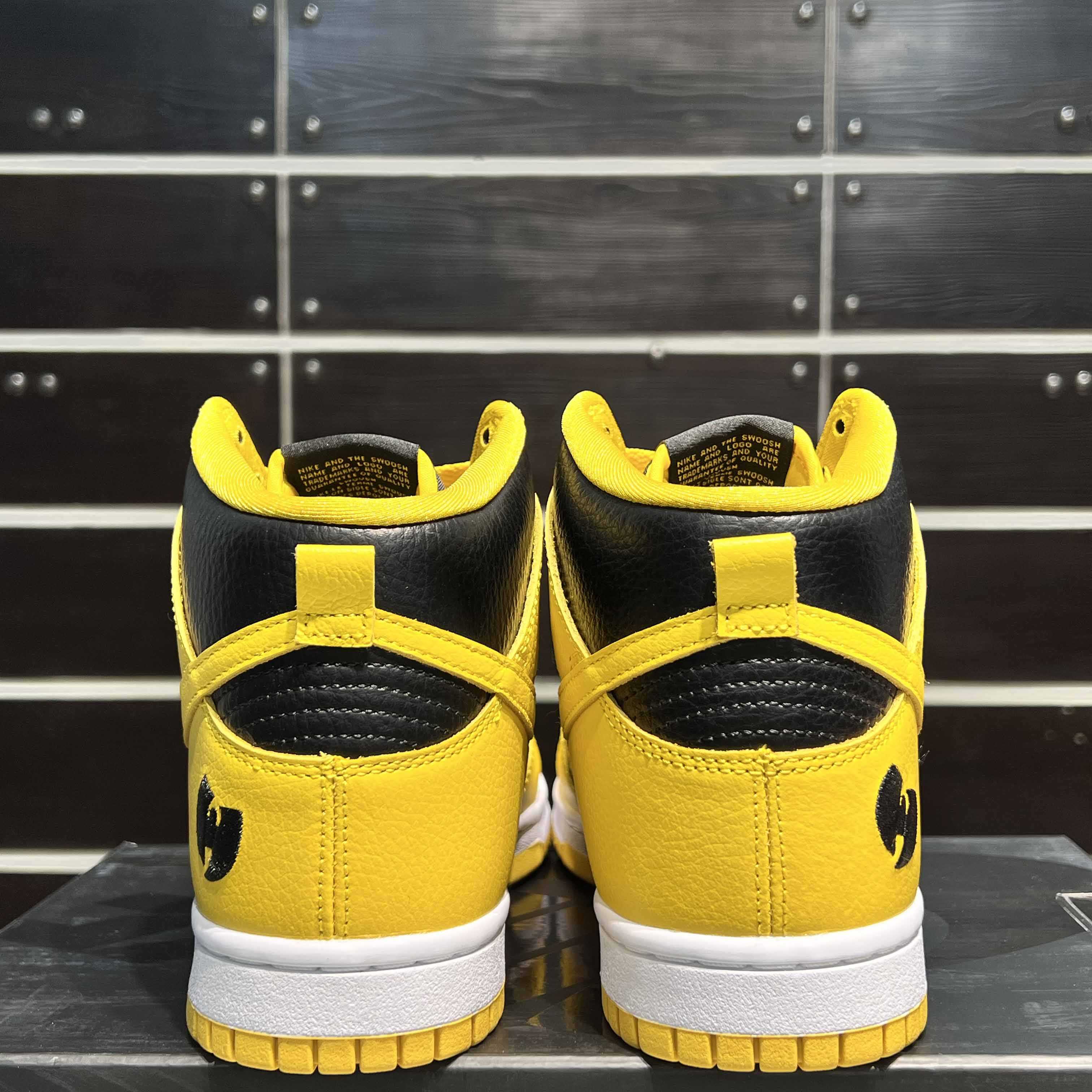 Nike Dunk High "Wu-Tang" Sneakers       HJ4320-001 - 