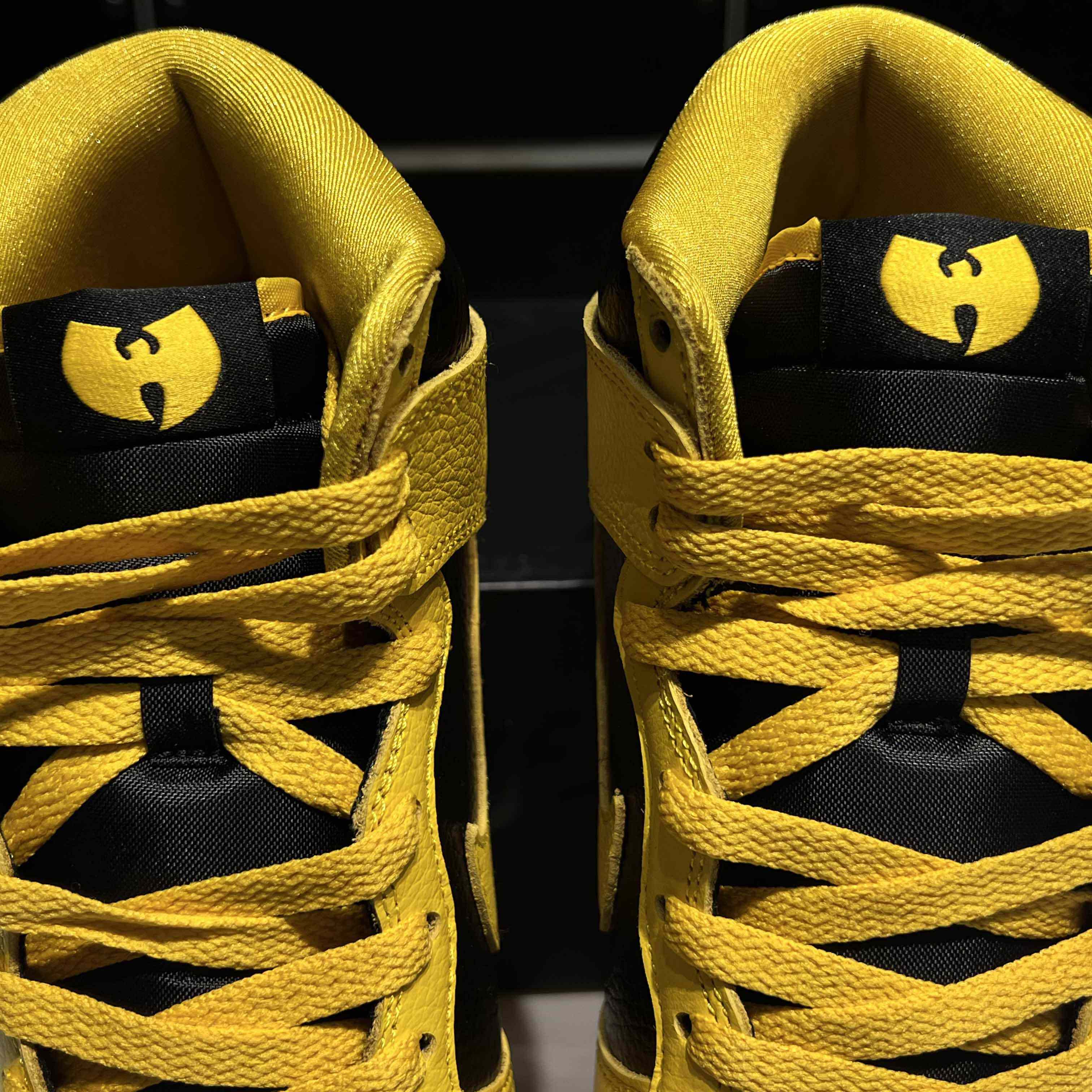 Nike Dunk High "Wu-Tang" Sneakers       HJ4320-001 - 