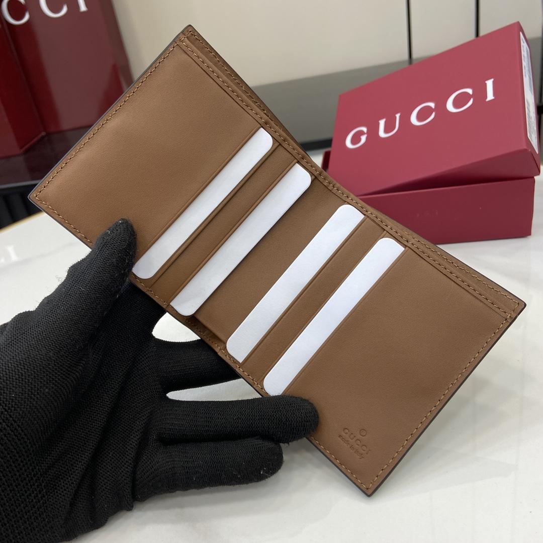 Gucci GG Emblem Bi-fold Wallet  - 