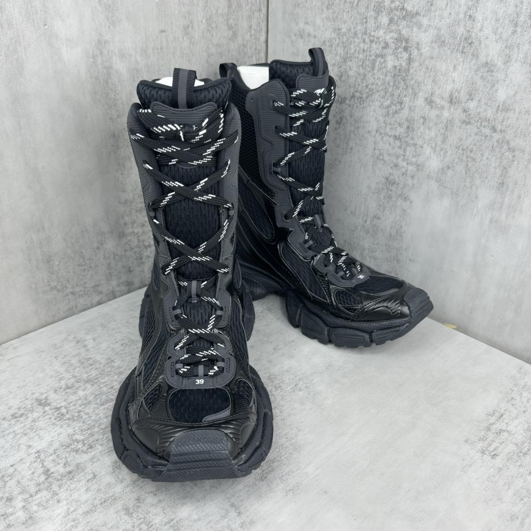 Balenciaga 5XL Sneaker  - 