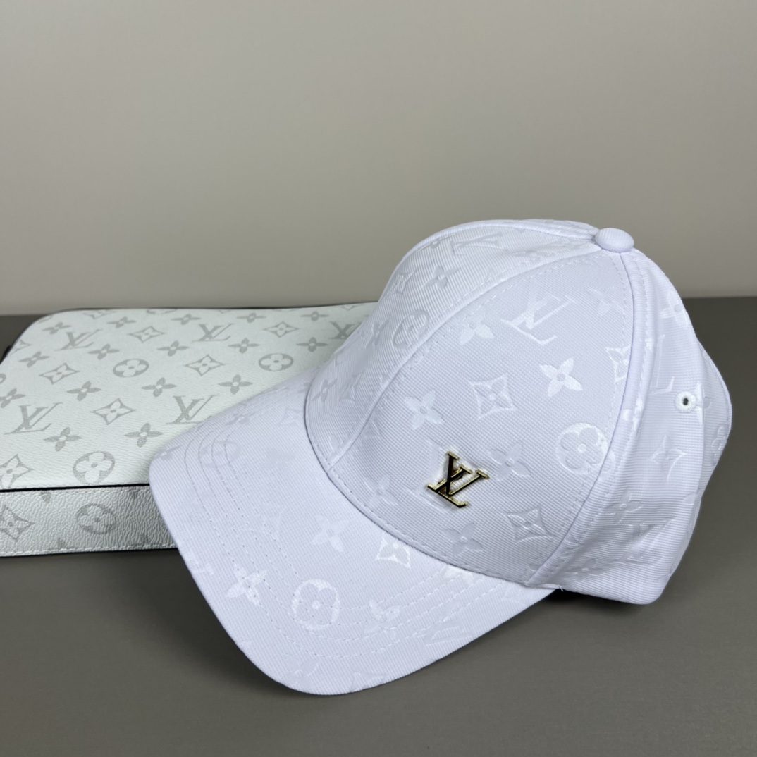 Louis Vuitton Monogram Cap - 