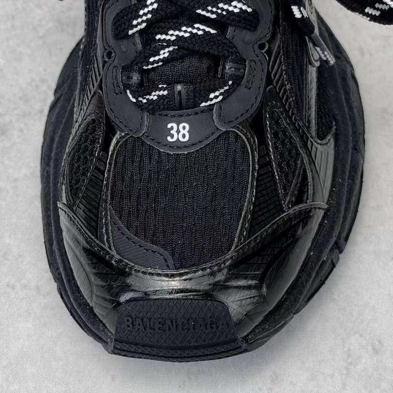Balenciaga 3XL Ski Sneaker In Black  - 