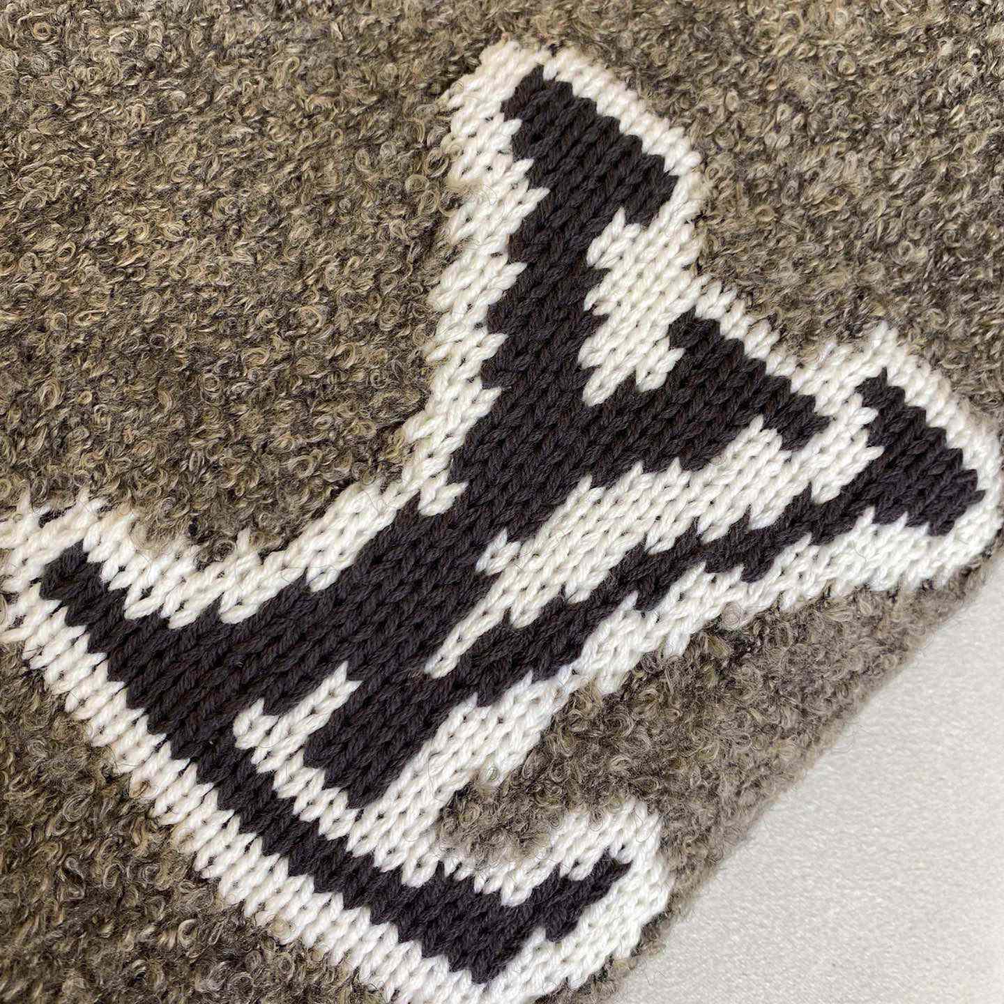 Louis Vuitton Wool Blend Crewneck   - 