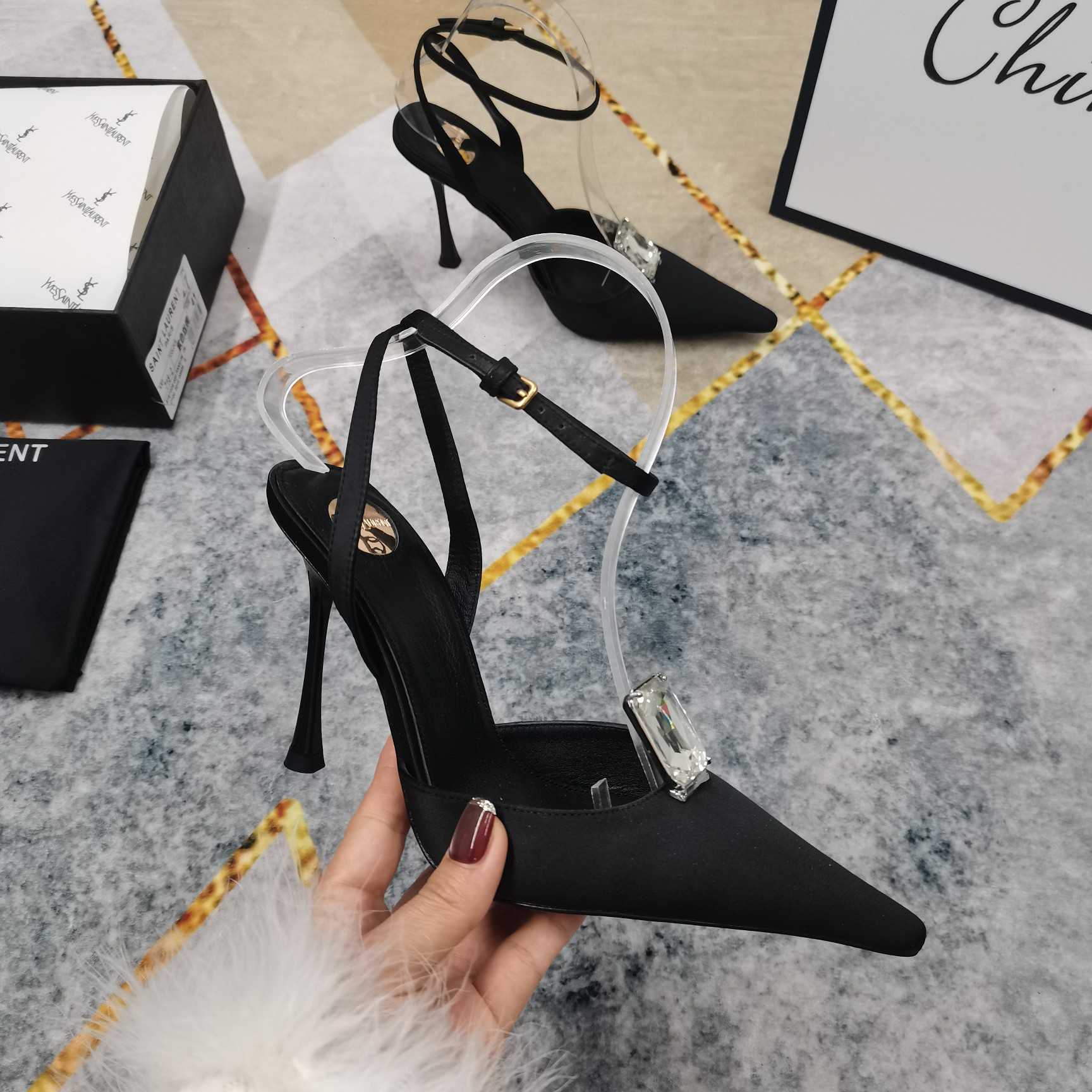 Saint Laurent Harlow Pumps In Satin Crepe And Crystals - 