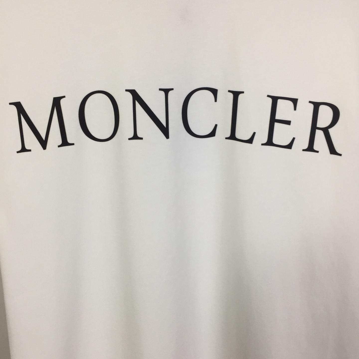 Moncler Logo Cotton T-shirt - 