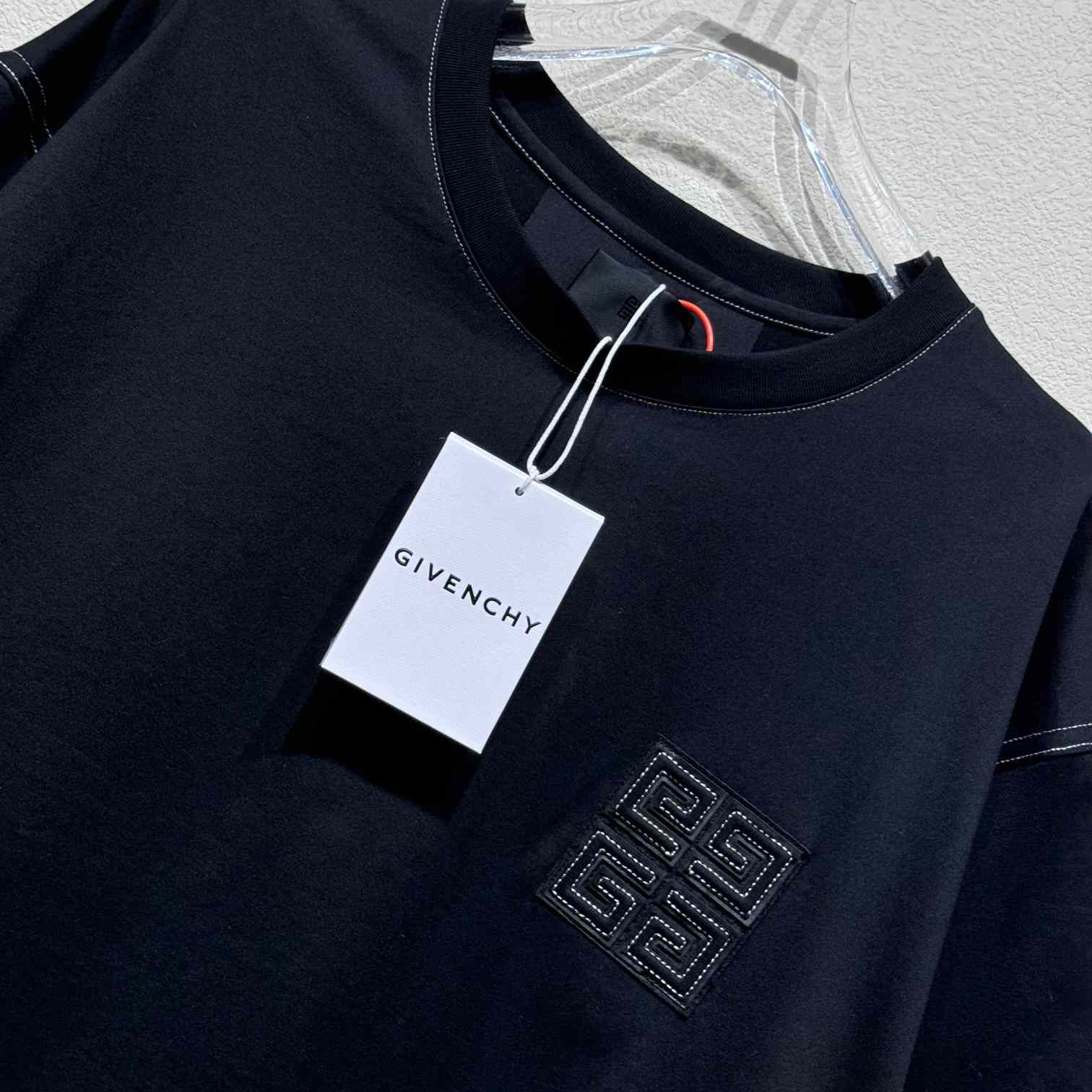 Givenchy 4G T-shirt In Cotton - 