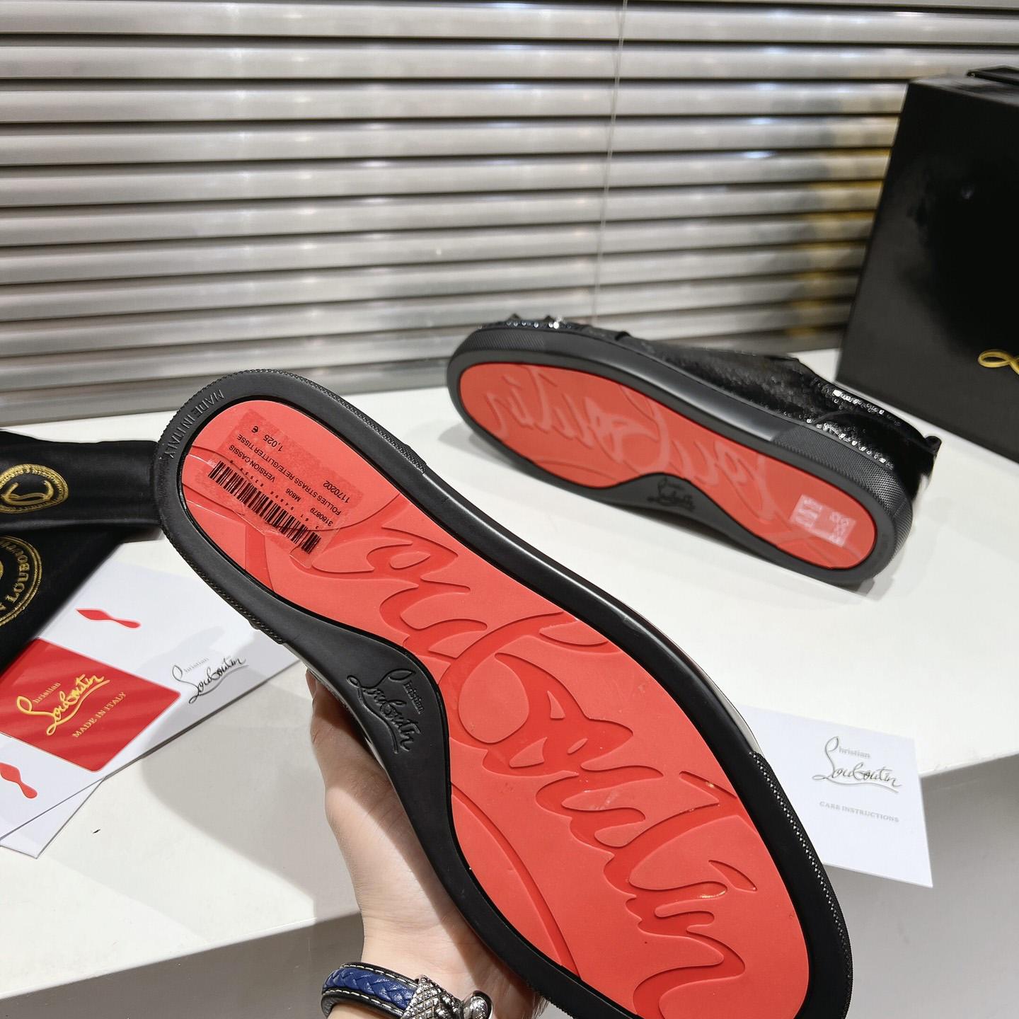 Christian Louboutin Low top Sneakers  - DesignerGu