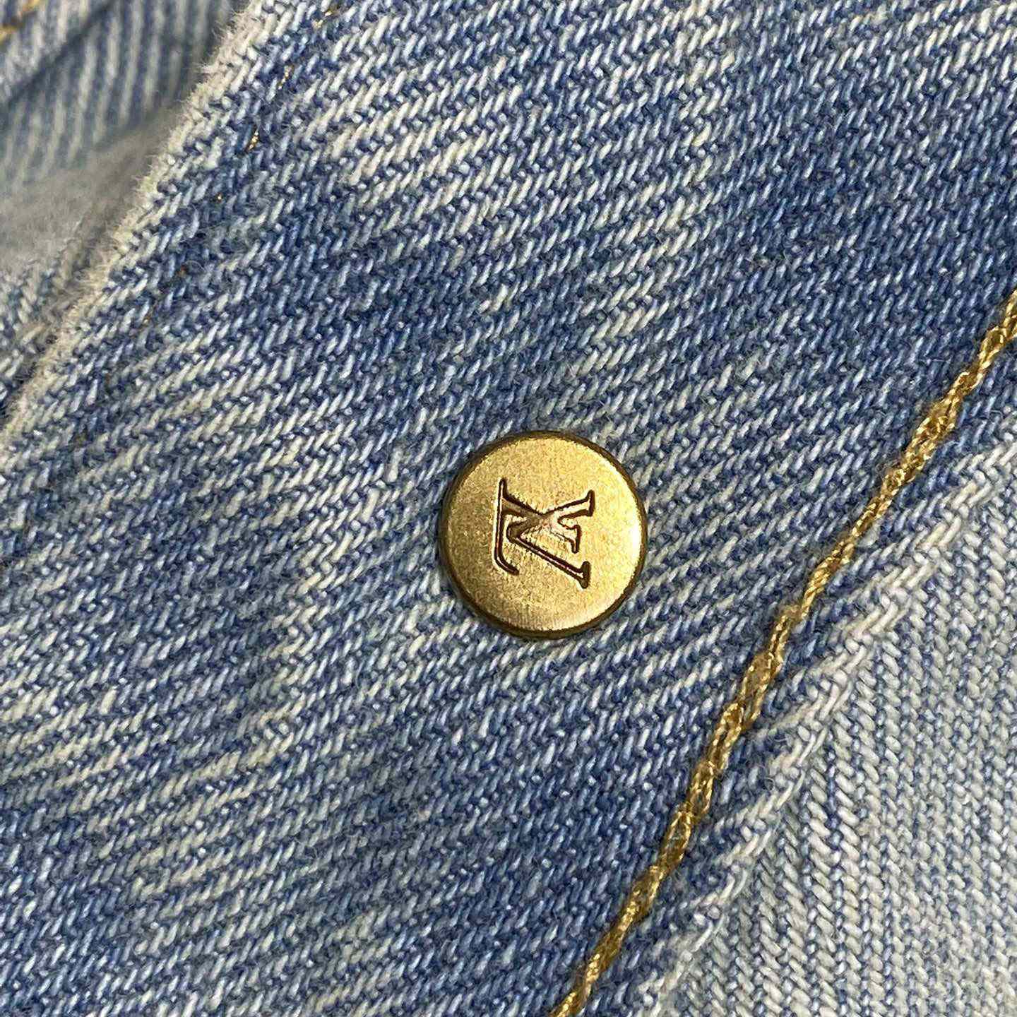 Louis Vuitton Damier Denim Trucker Jacket    1AHBE2 Louis Vuitton Damier Denim Trucker Jacket    1AHBE2 -