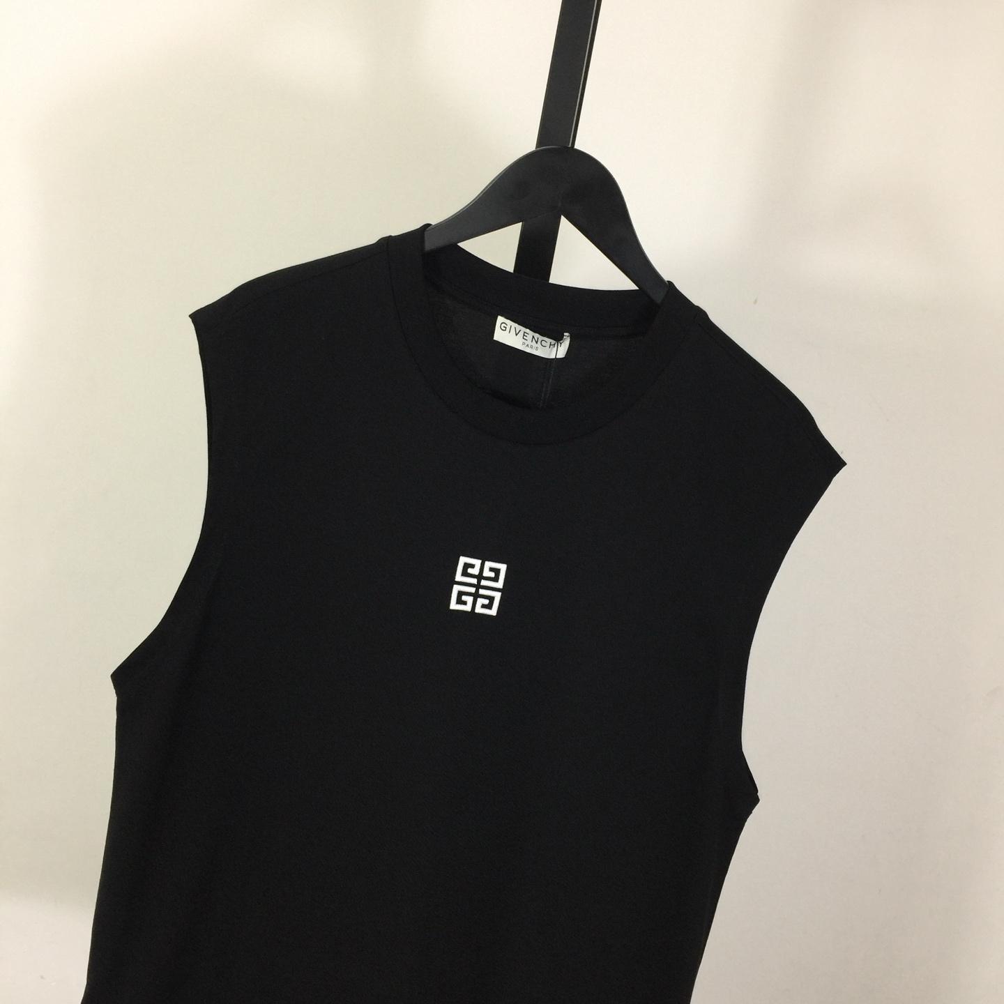 Givenchy Logo Top - 