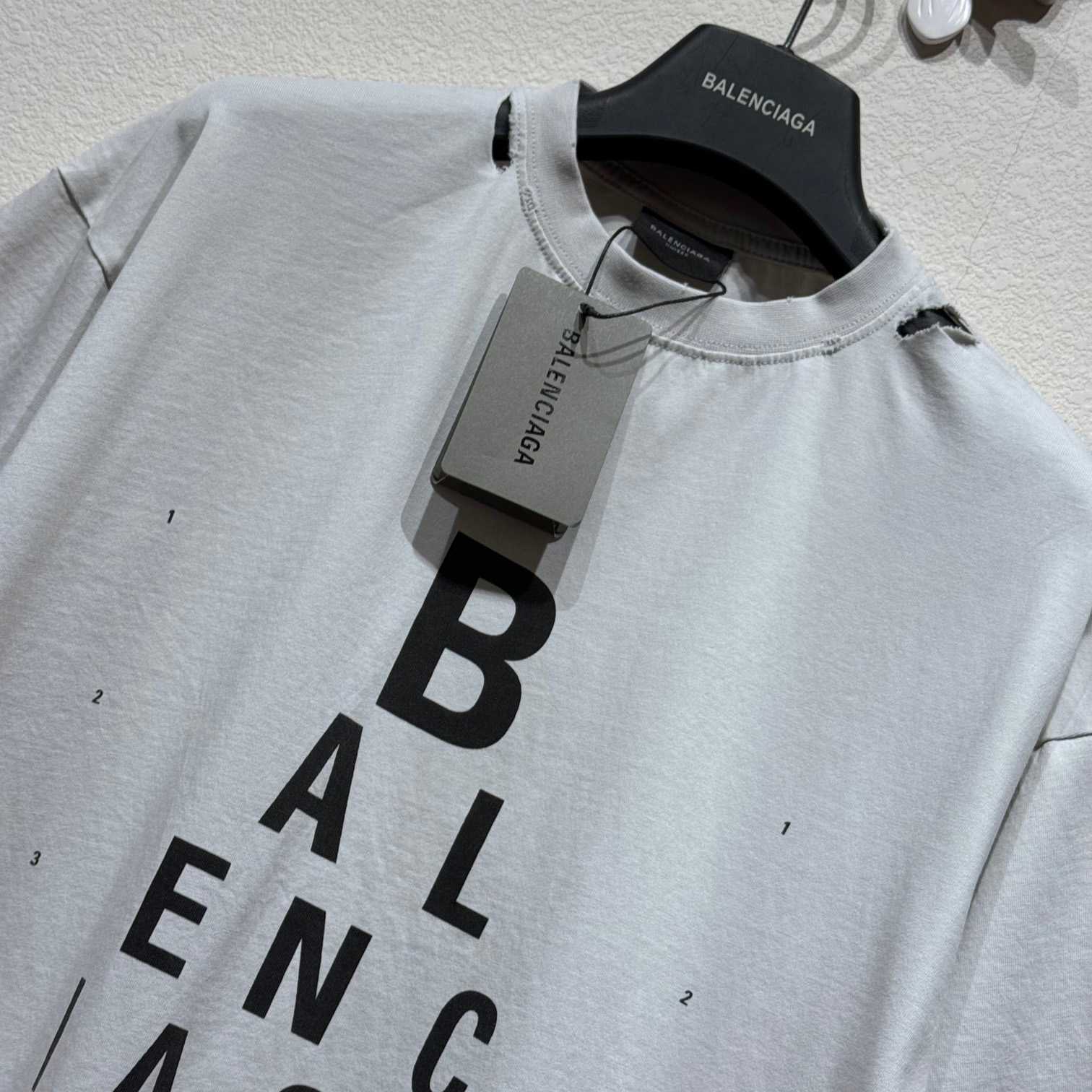 Balenciaga Optical T-Shirt Oversized In White - 