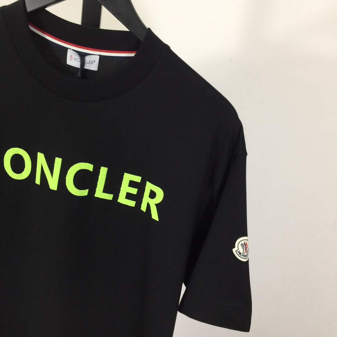Moncler Logo T-Shirt - 