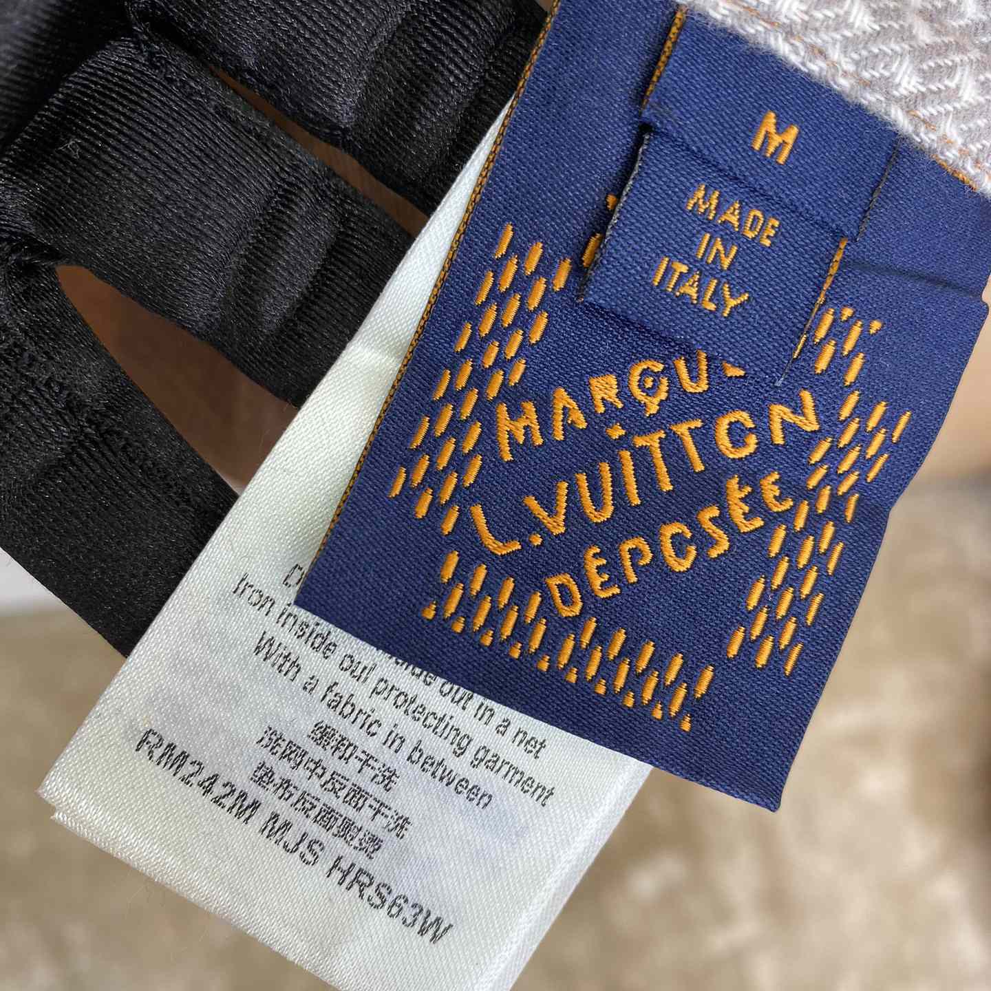 Louis Vuitton Button-Down Long-Sleeved Flannel Shirt  1AFXSJ - 