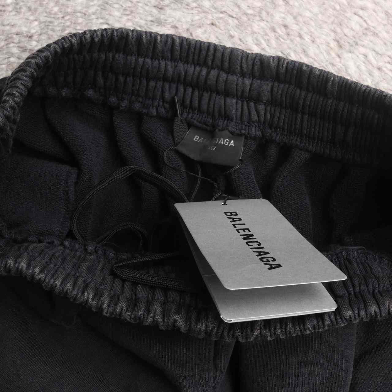 Balenciaga Burning Unity Arch Molleton Shorts  - 