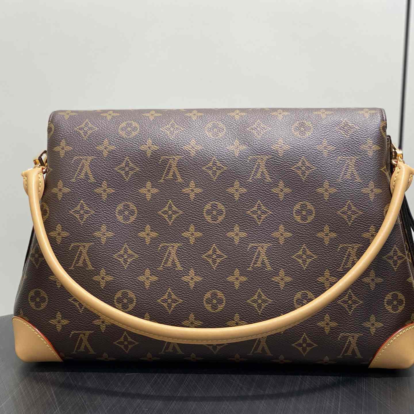 Louis Vuitton Hide Away MM   M14473 - 