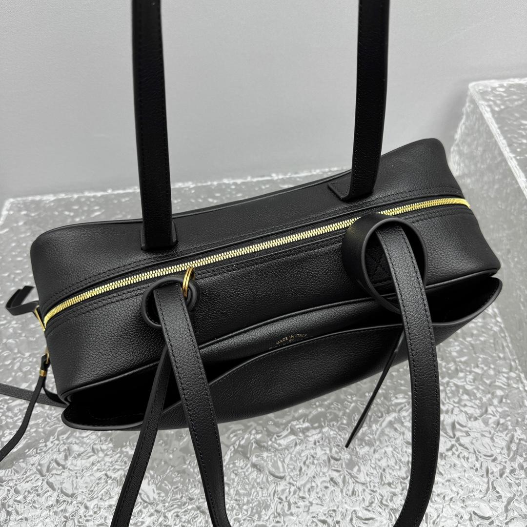 Balenciaga Carrie Bowling Bag Small In Black - 