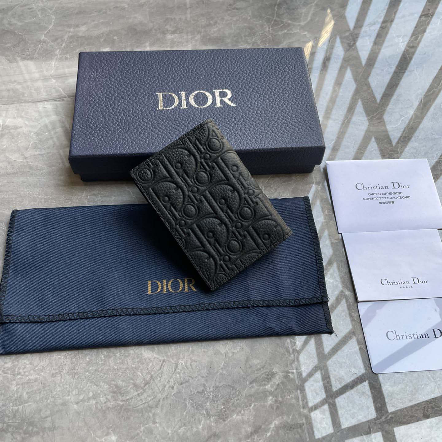 Dior Vertical Bifold Card Holder  - DesignerGu