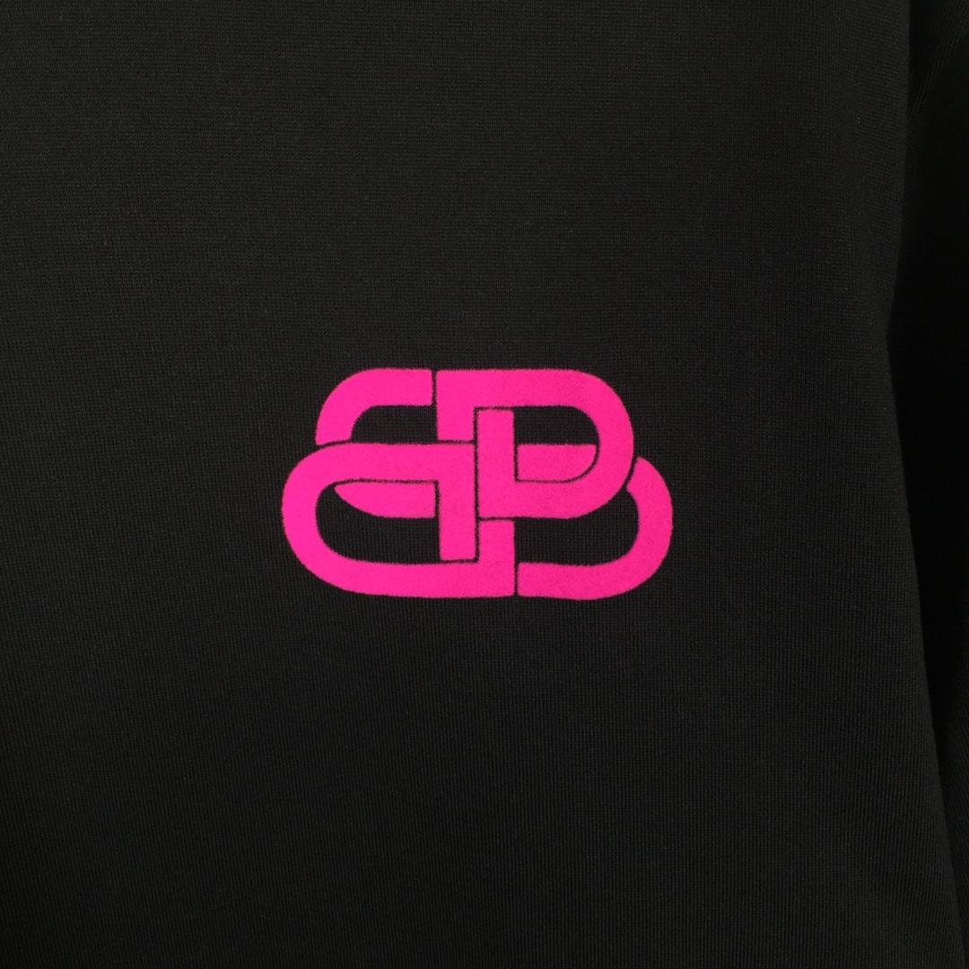Balenciaga Tape Type T-Shirt - DesignerGu
