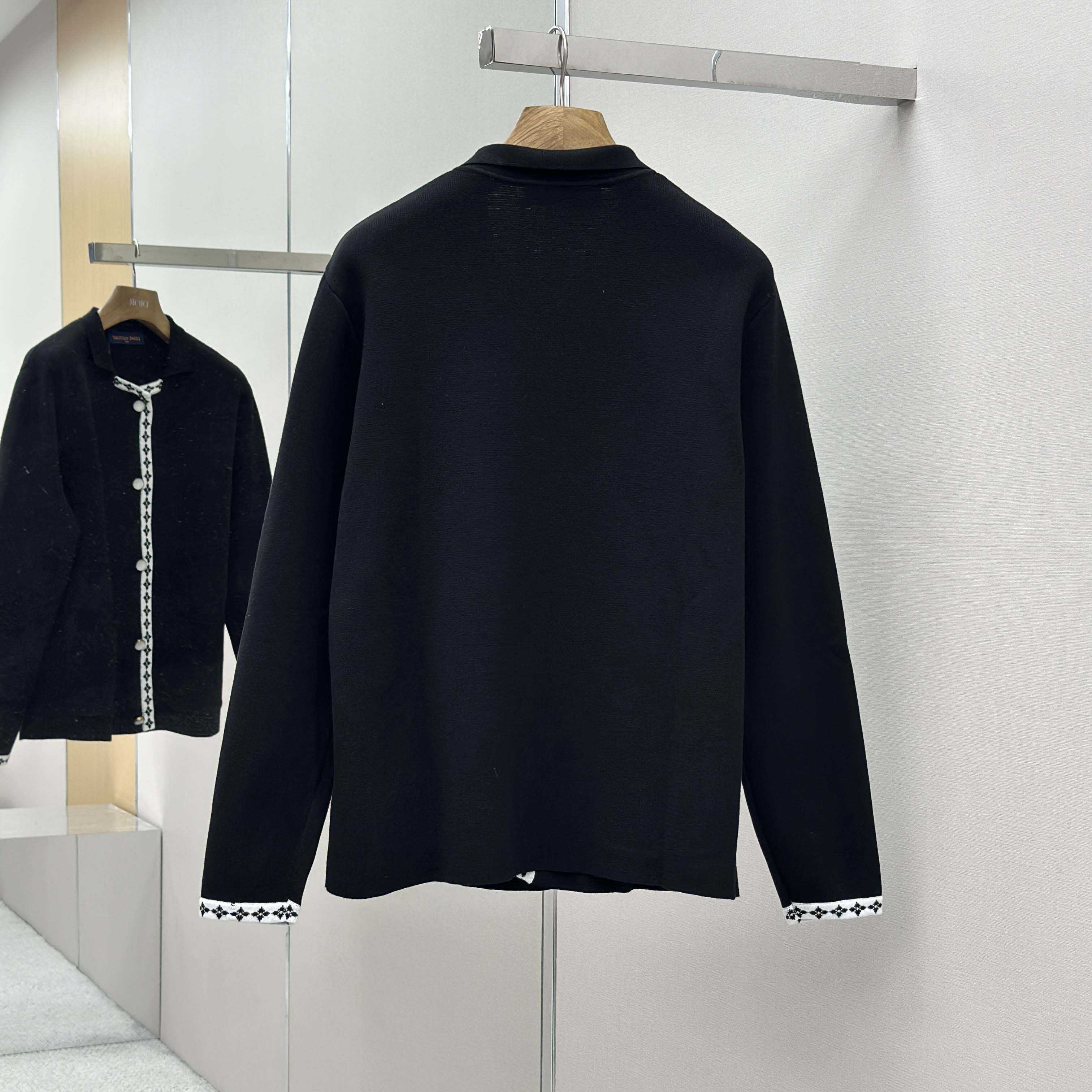 Louis Vuitton Preppy Knitted Wool Blazer   - DesignerGu
