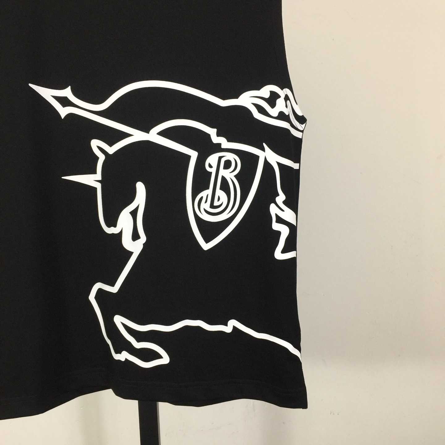 Burberry Logo Tank Top - DesignerGu