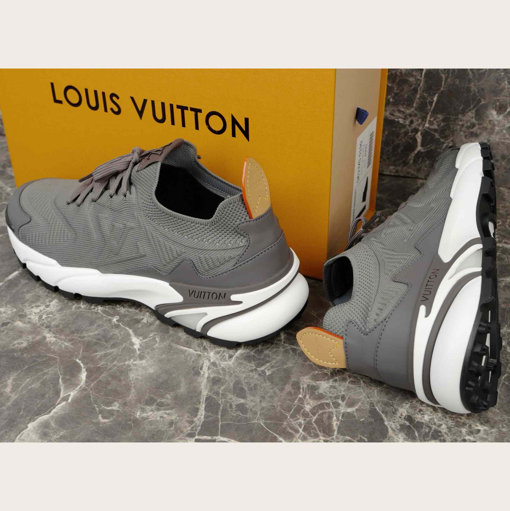Louis Vuitton LV Runner Tatic Sneaker   1AILJM - DesignerGu