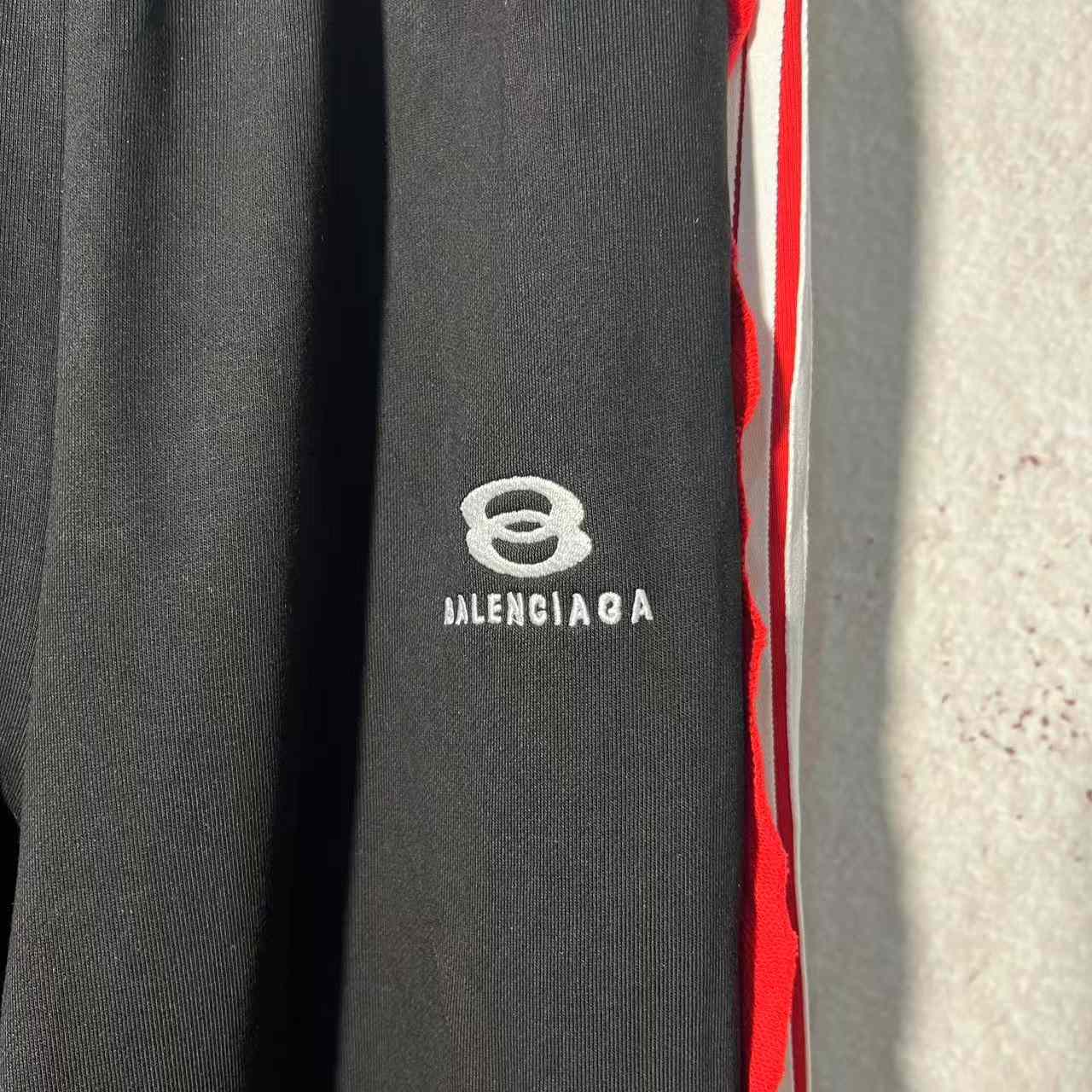 Balenciaga Cut-Up Oversized Sweatpants In Faded Black And White Dry Fleece - DesignerGu