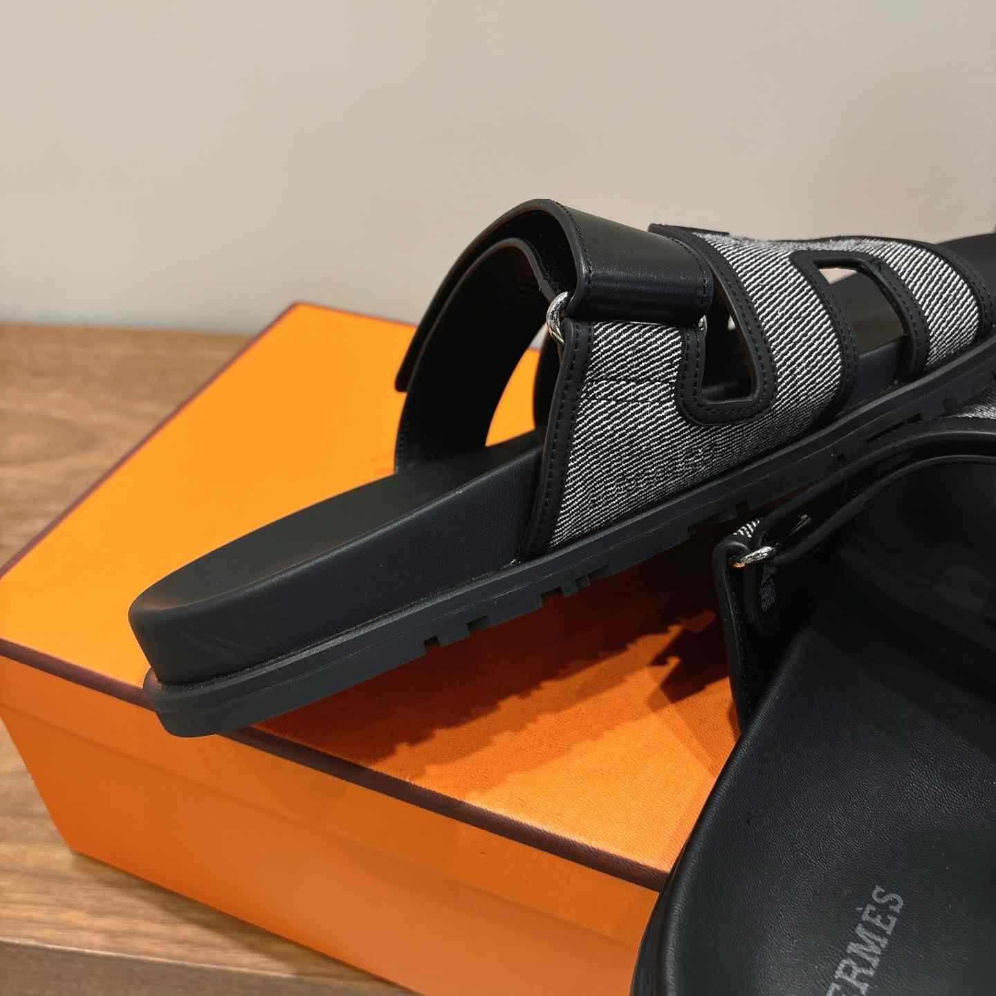Hermes Chypre Sandal - DesignerGu