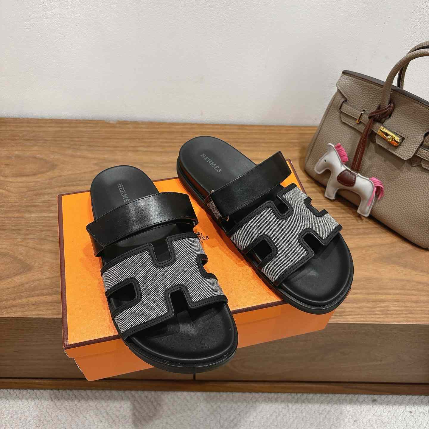 Hermes Chypre Sandal - DesignerGu