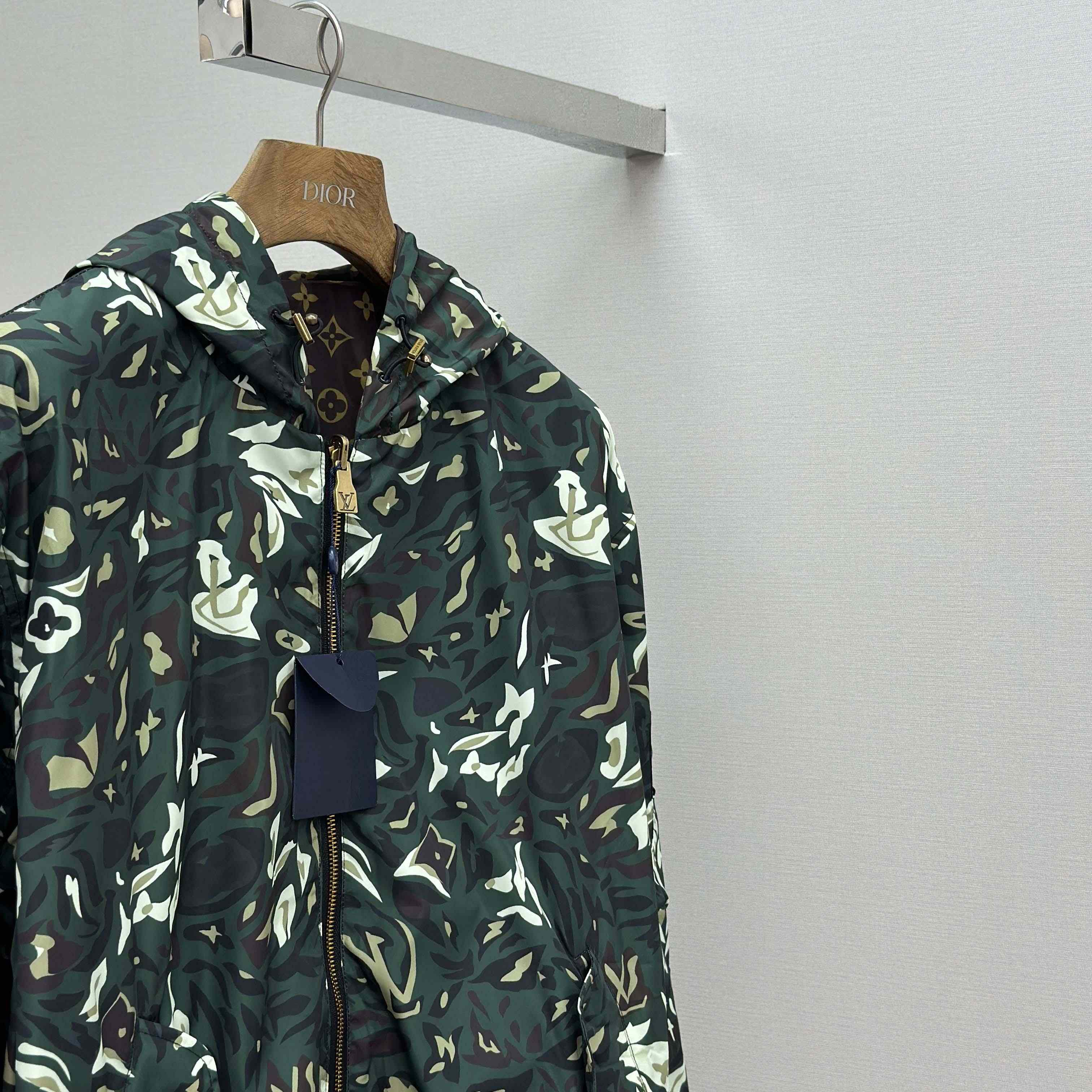 Louis Vuitton Monogram Reversible Windbreaker   1AILQT - DesignerGu