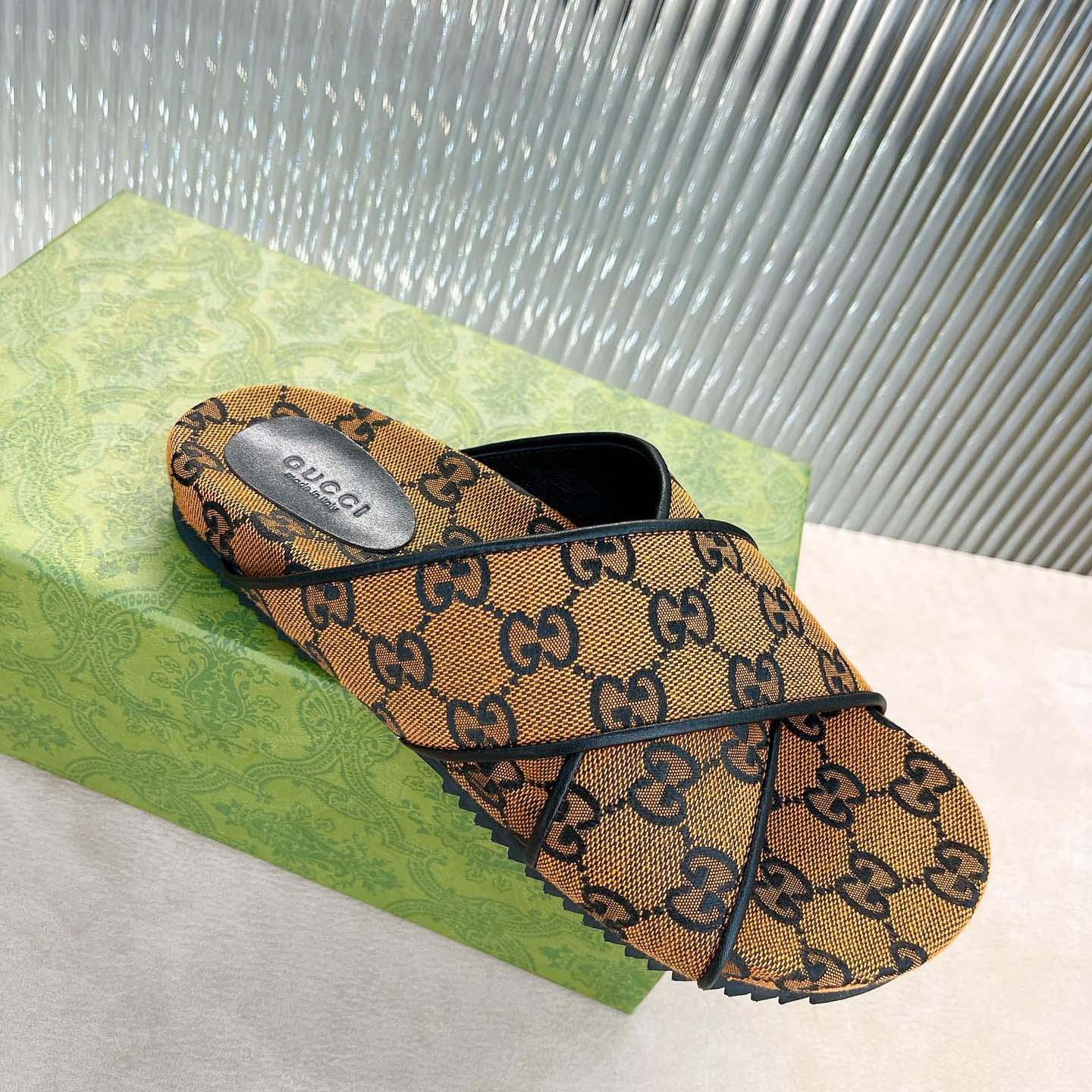 Gucci Slide Sandal - DesignerGu