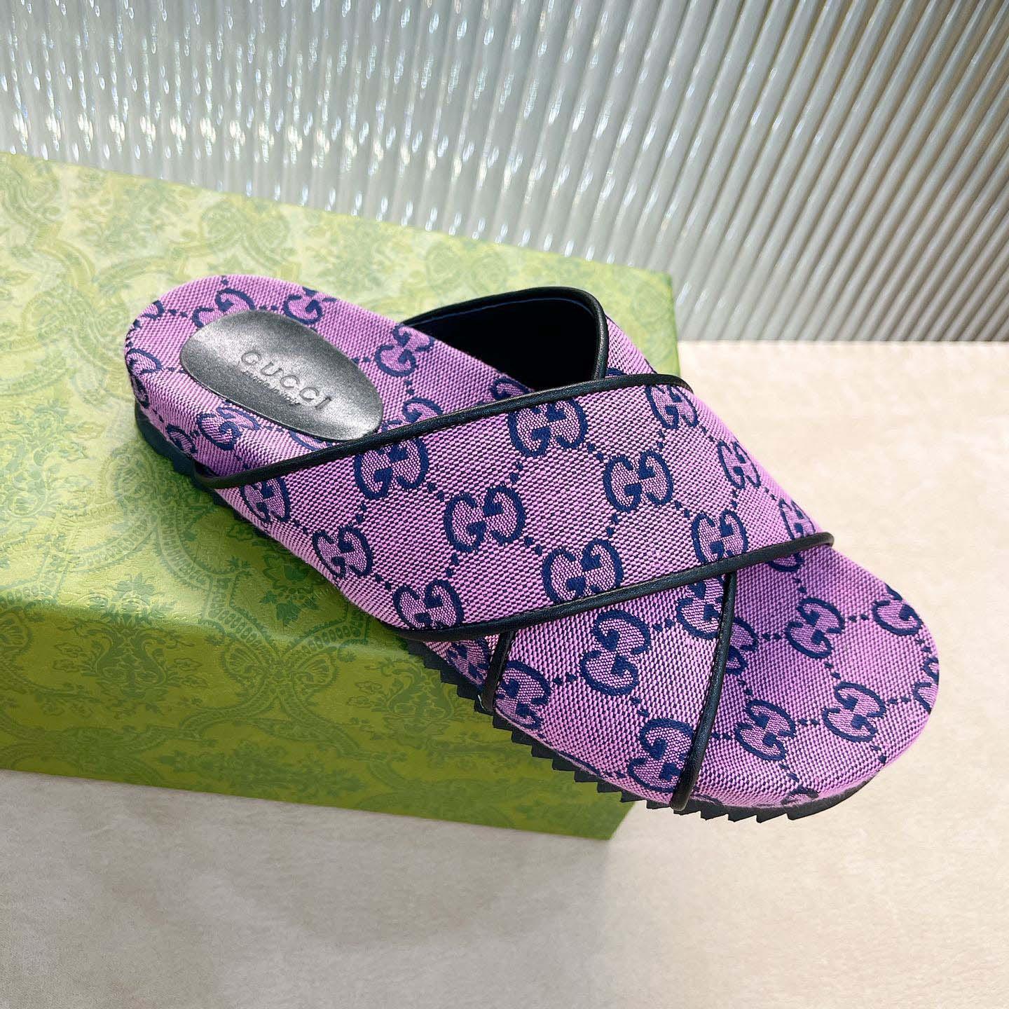Gucci Slide Sandal - DesignerGu