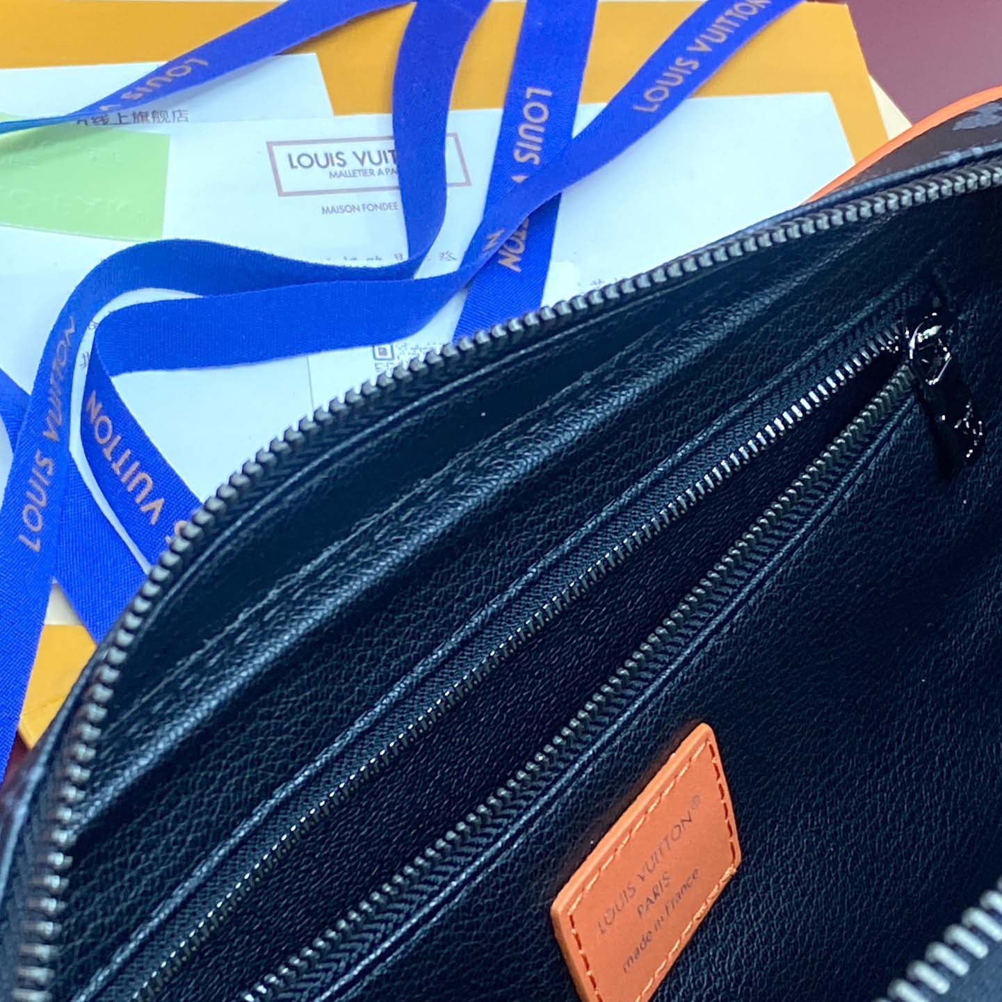 Louis Vuitton Dopp Kit   M15246 - DesignerGu