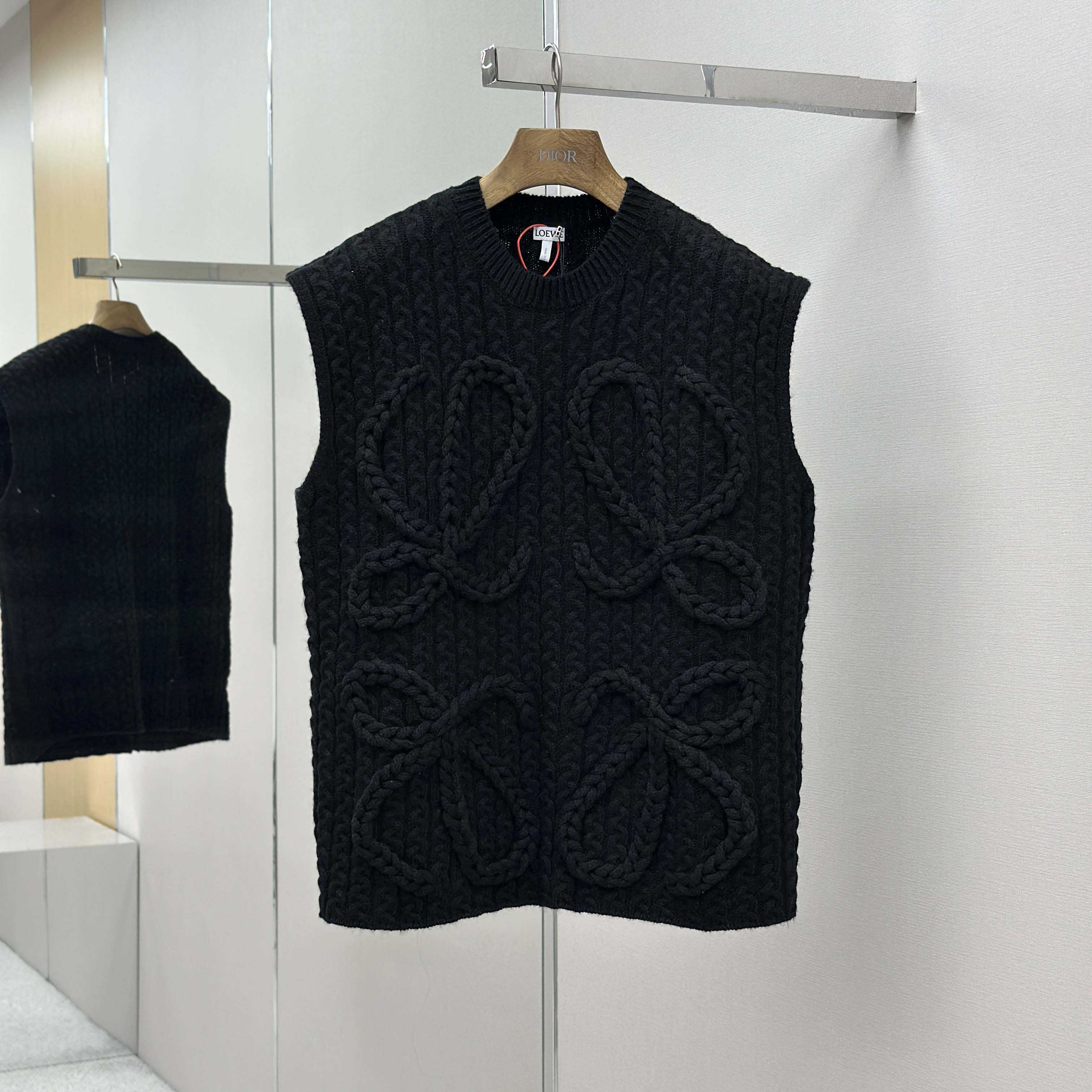 Loewe Vest In Wool Loewe Vest In Wool - DesignerGu