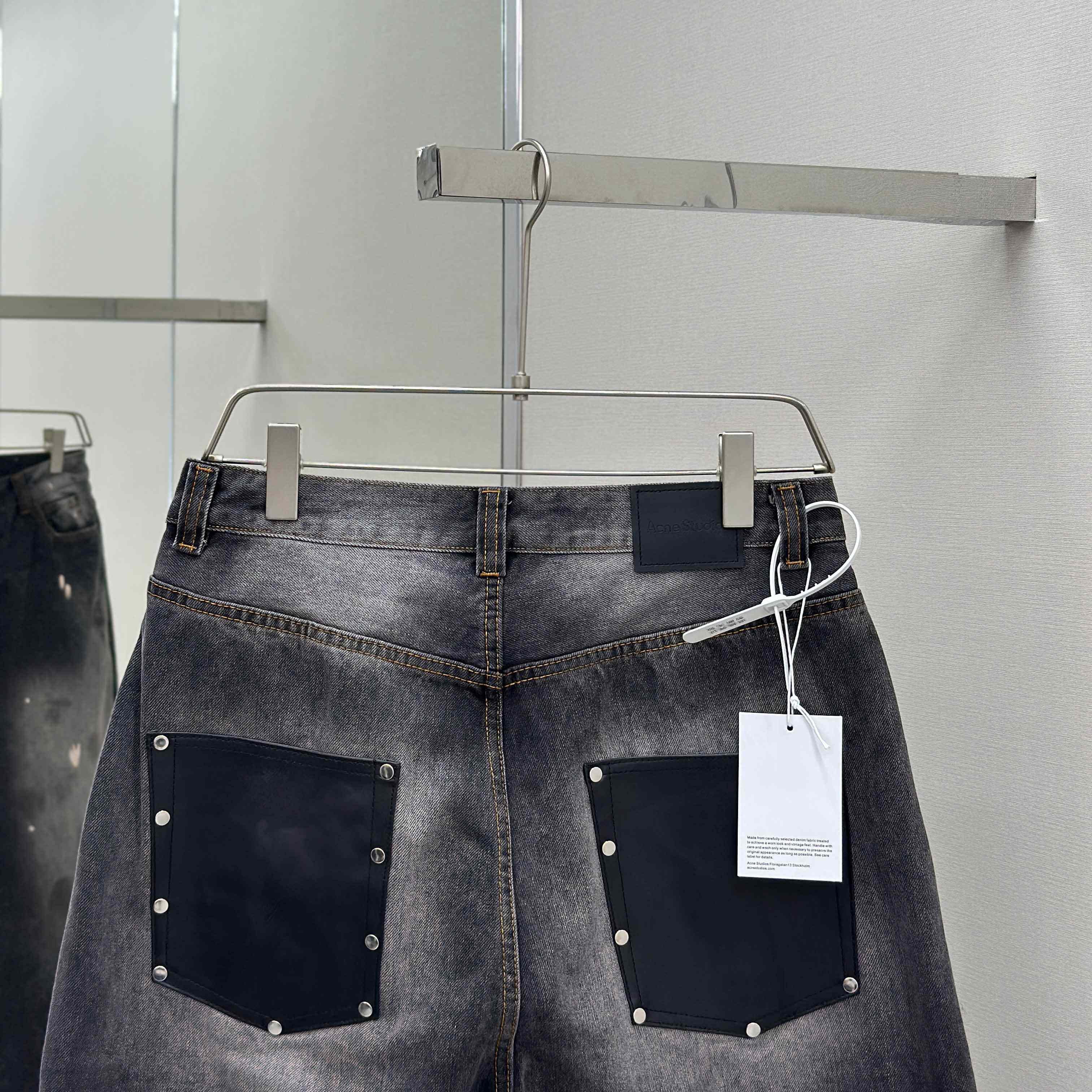 Acne Studios Regular Fit Jeans  - DesignerGu