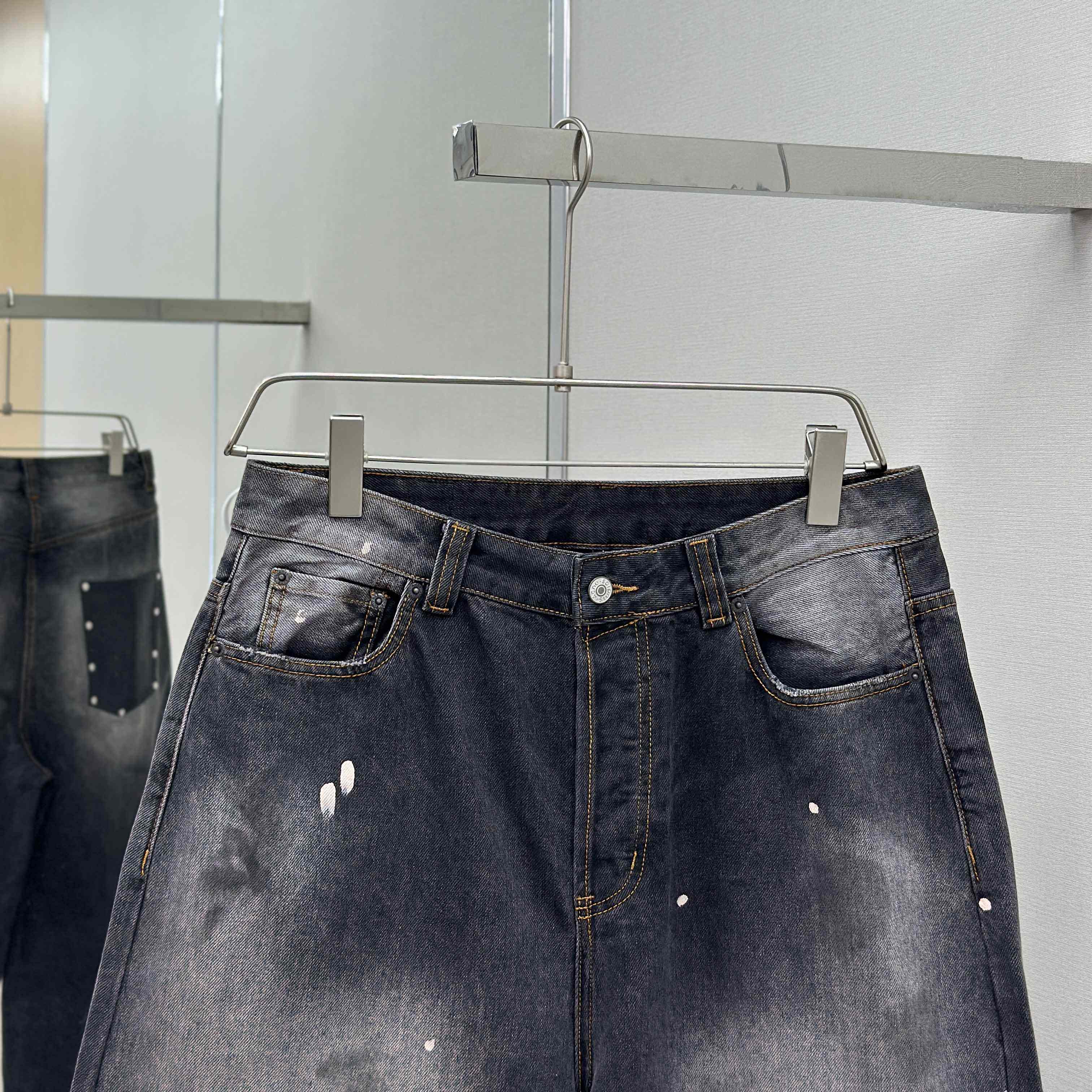 Acne Studios Regular Fit Jeans  - DesignerGu