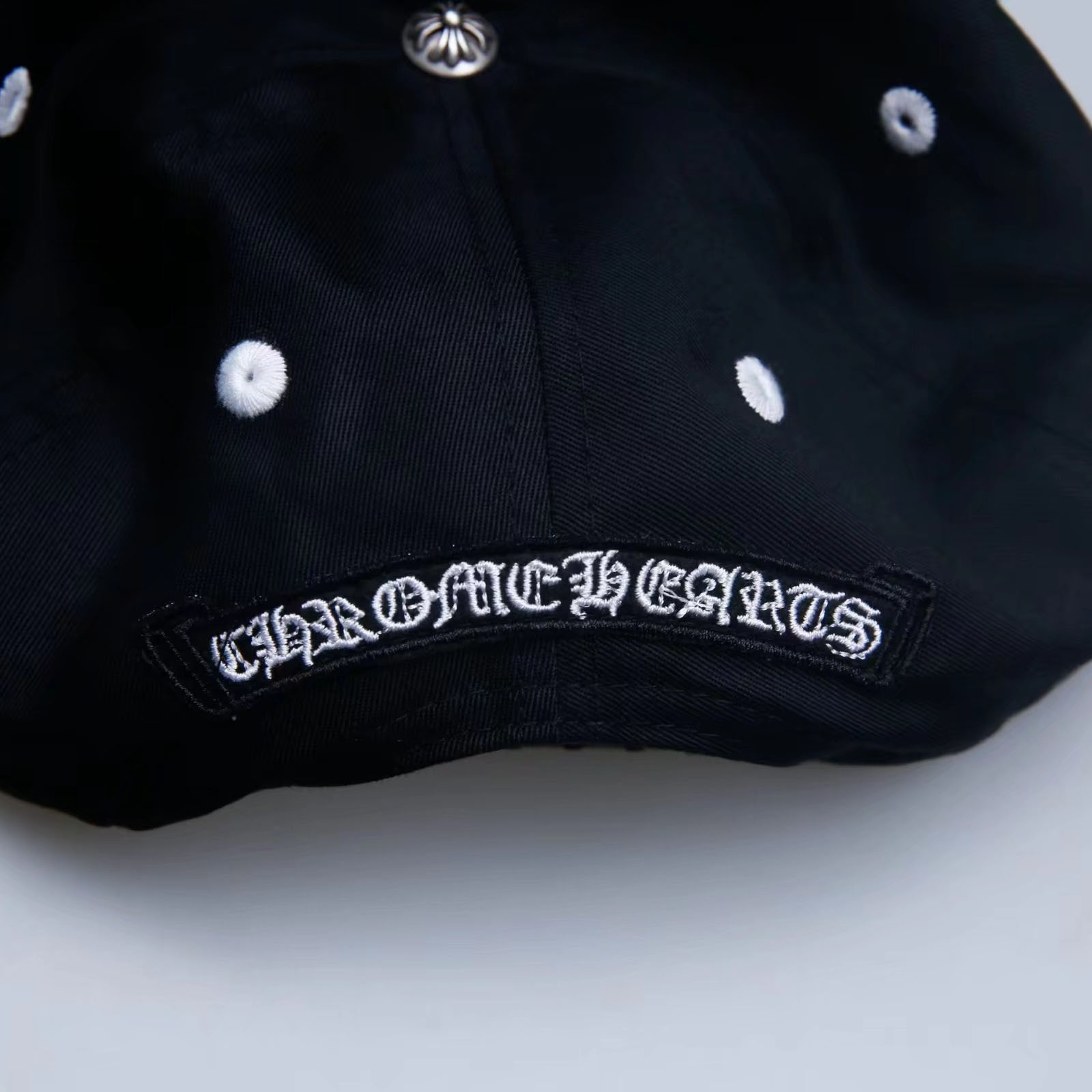 Chrome Heart Cap - DesignerGu