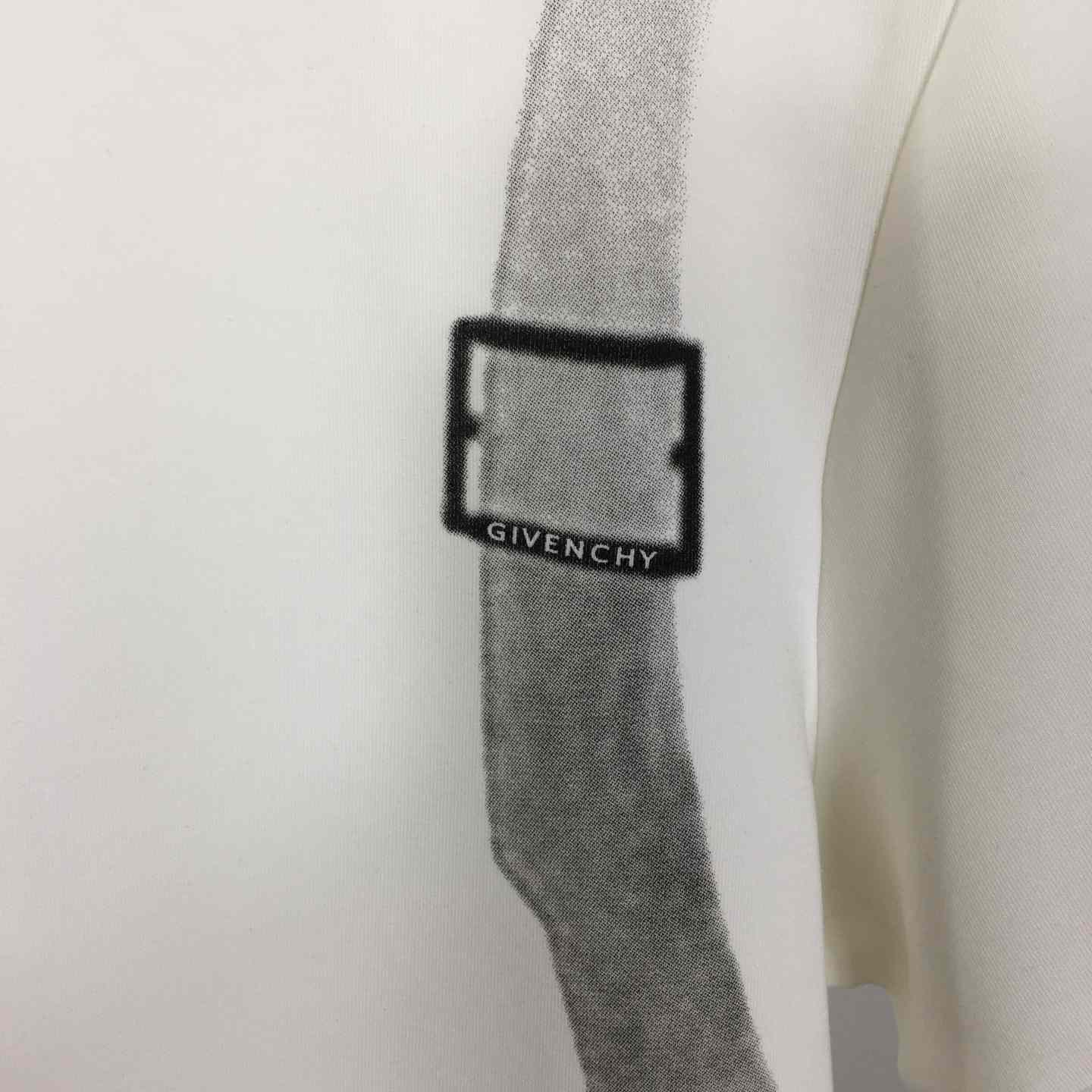 Givenchy T-shirt In Cotton - DesignerGu