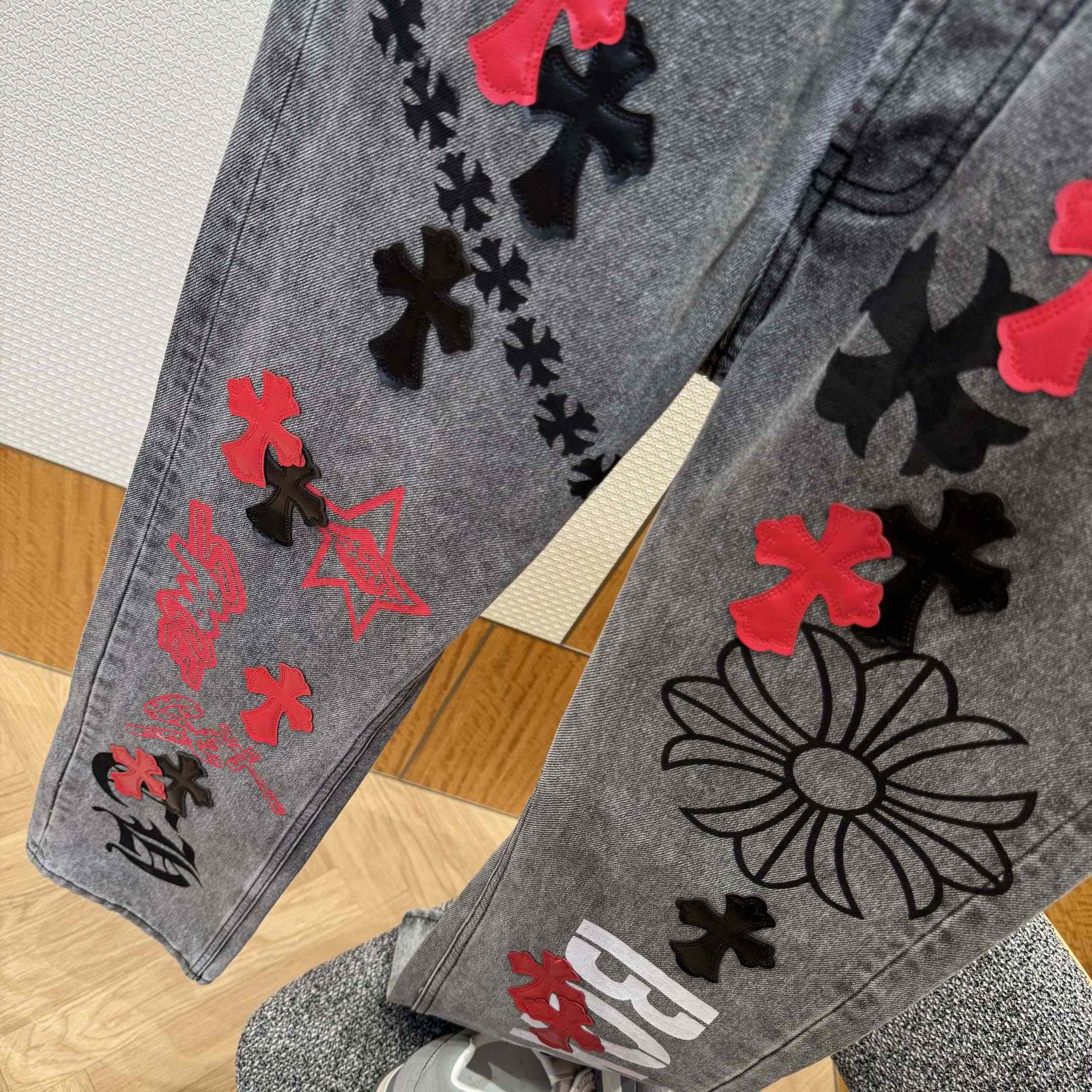 Chrome Hearts Jeans - DesignerGu