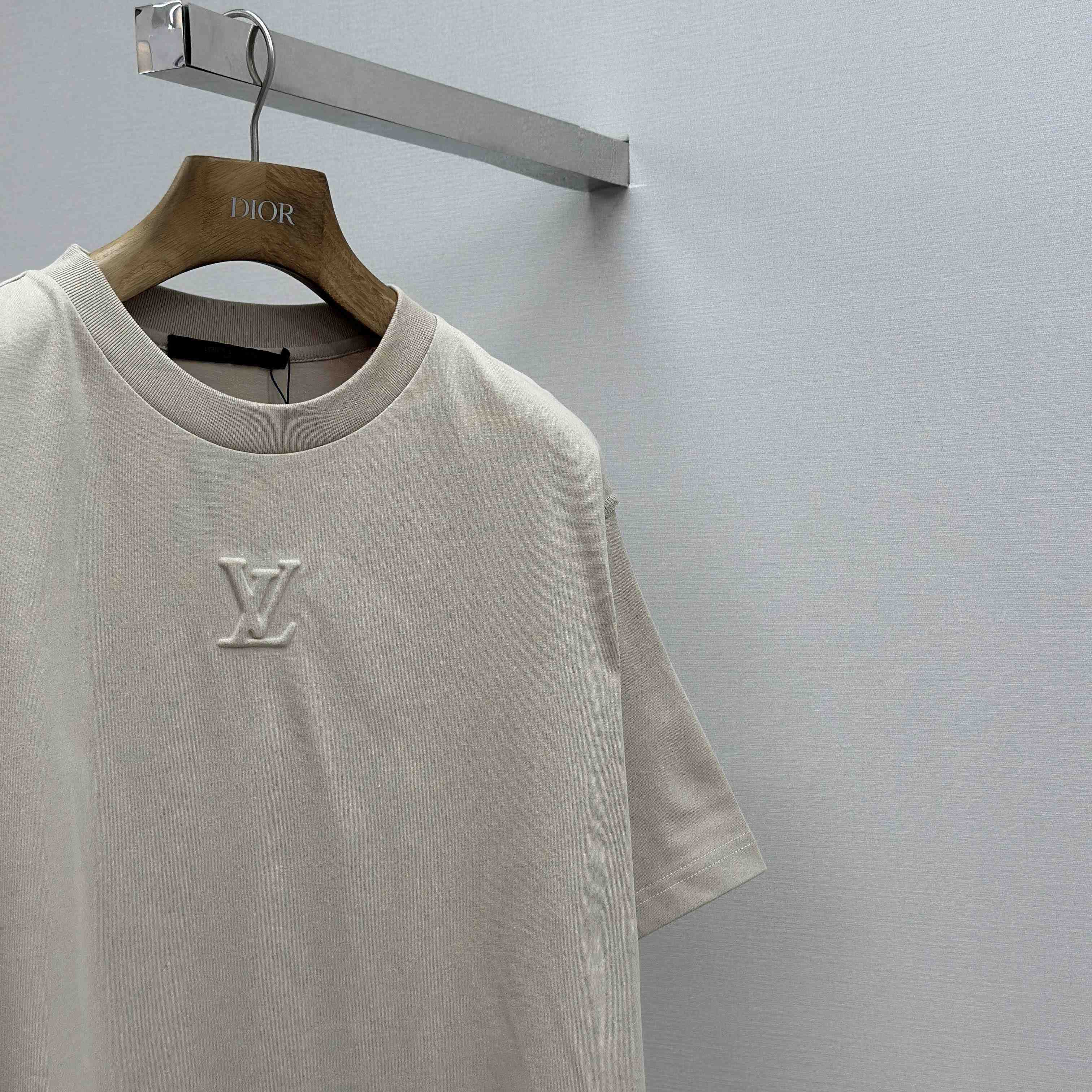 Louis Vuitton Embossed LV T-Shirt - DesignerGu
