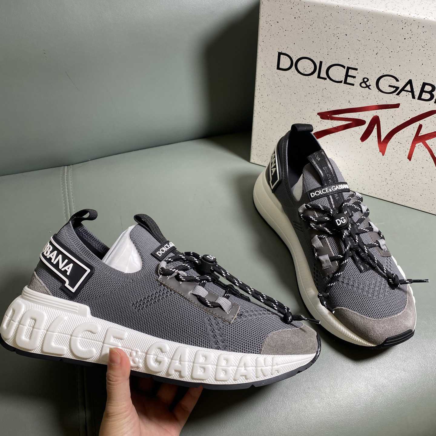 Dolce & Gabbana Lace-up Sneakers Dolce & Gabbana Lace-up Sneakers - DesignerGu