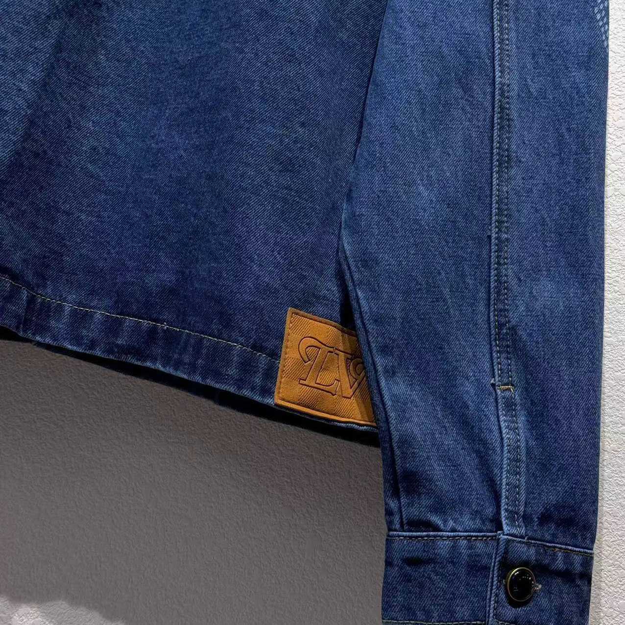 Louis Vuitton Monogram Denim Workwear Overshirt   1AIK79 - DesignerGu