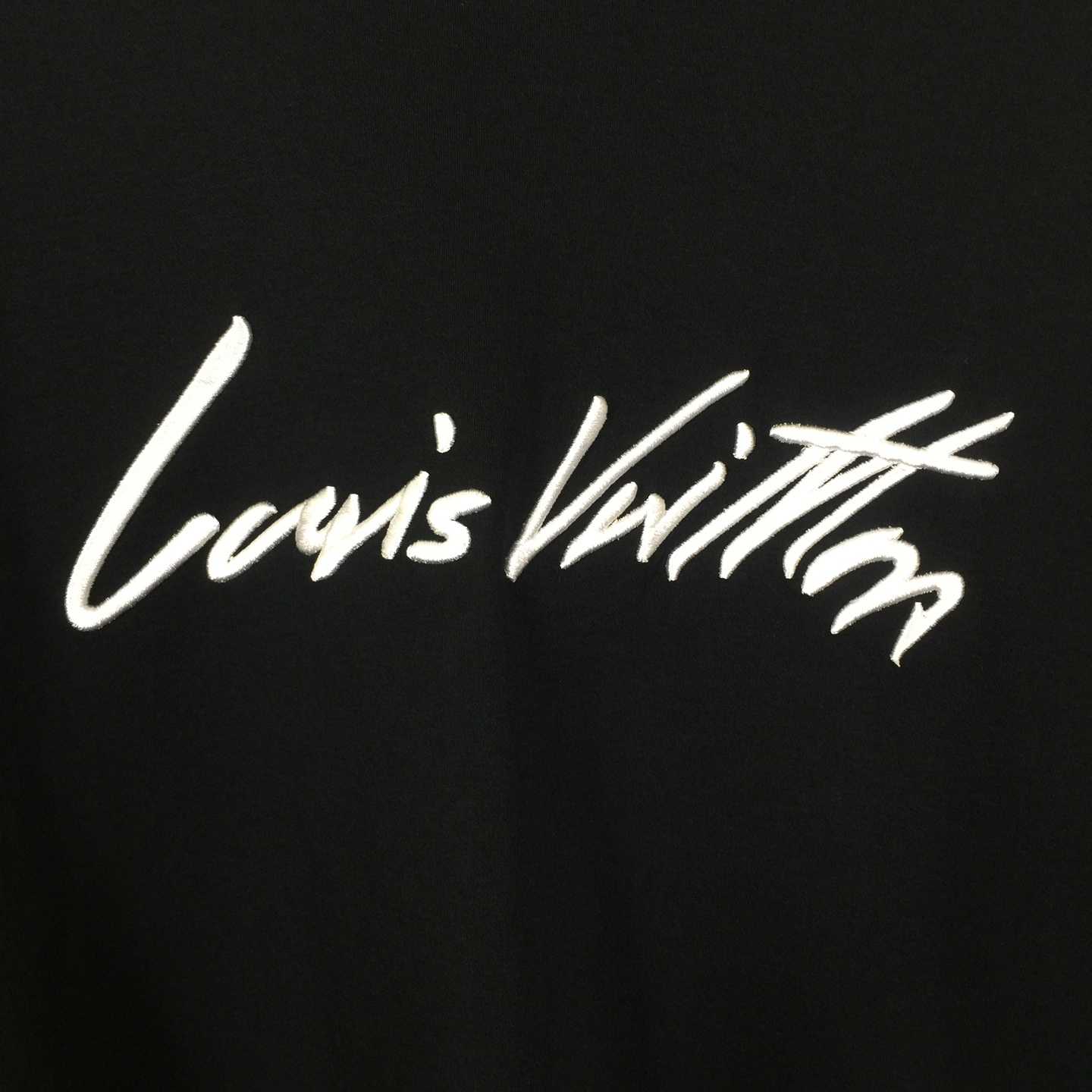 Louis Vuitton Cursive Signature T-Shirt - DesignerGu