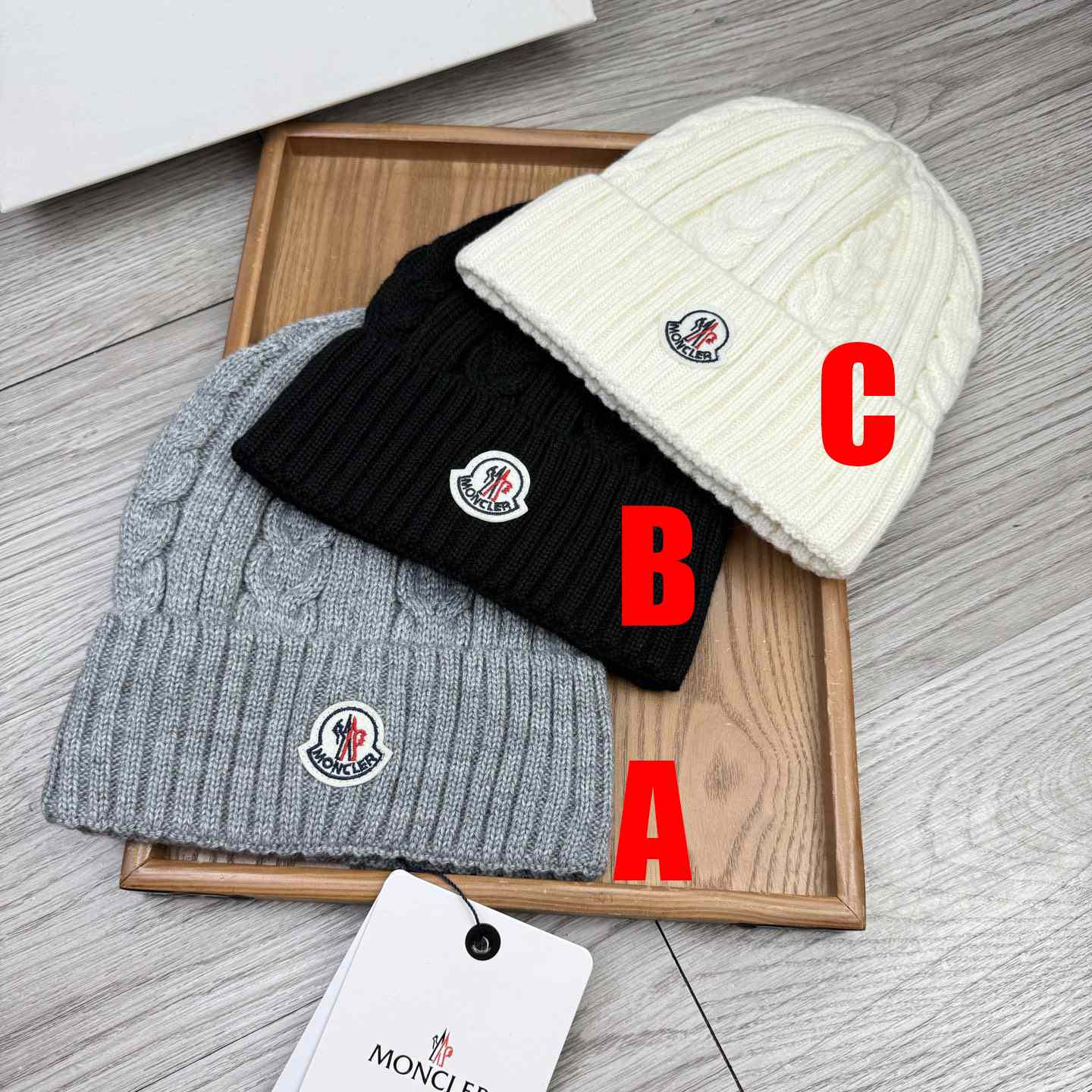 Moncler Beanie  Moncler Beanie  - DesignerGu