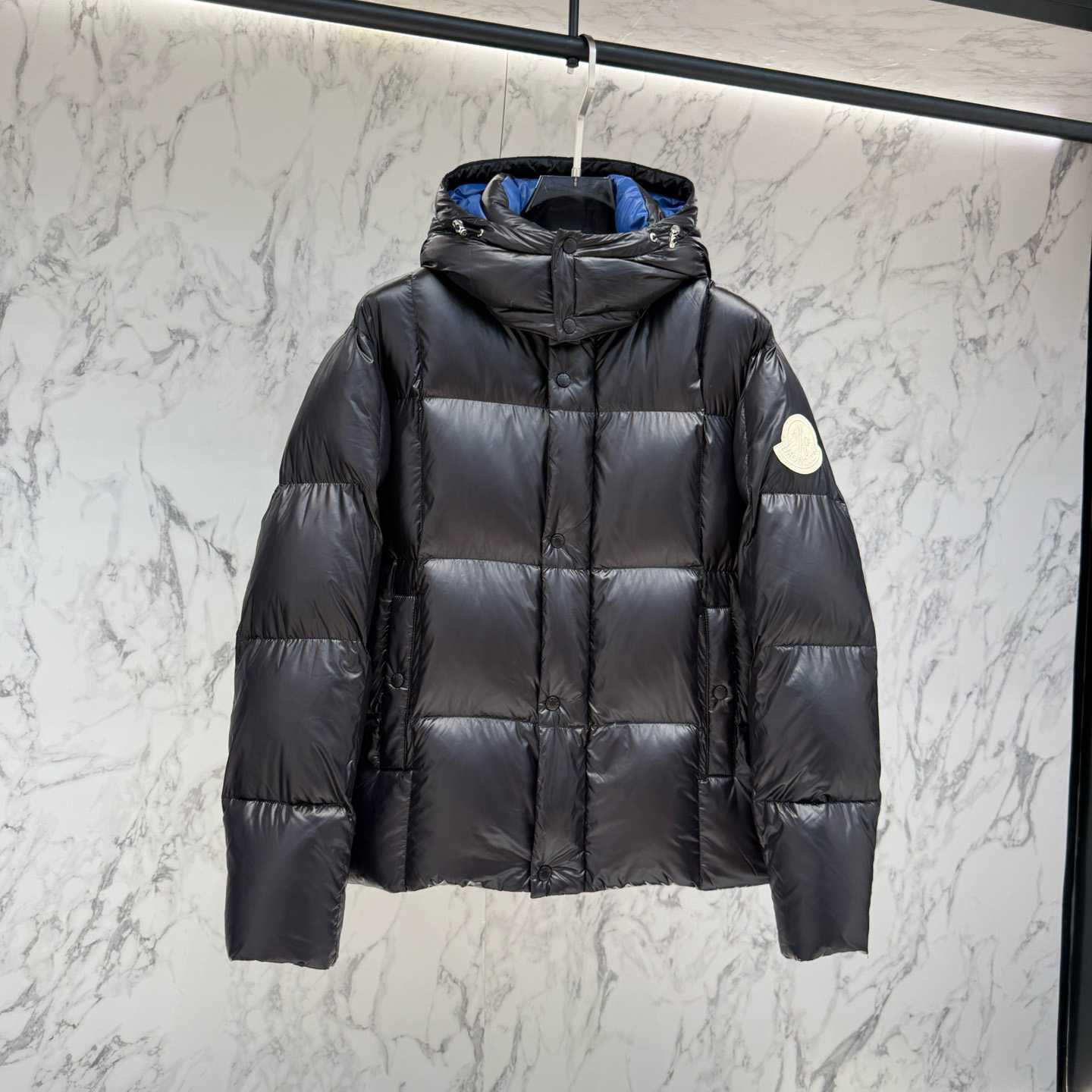 Moncler Parana Hooded Short Down Jacket   Moncler Parana Hooded Short Down Jacket   - DesignerGu