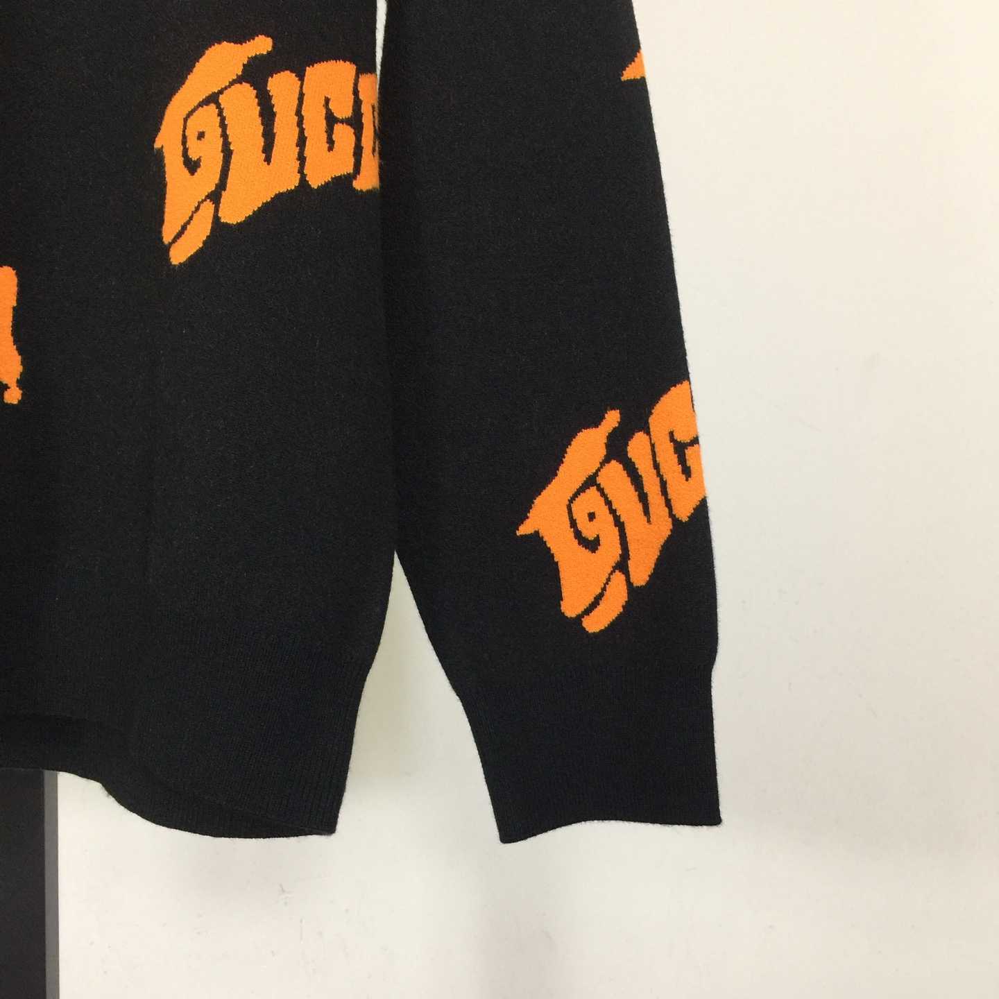 Gucci Sweater - DesignerGu