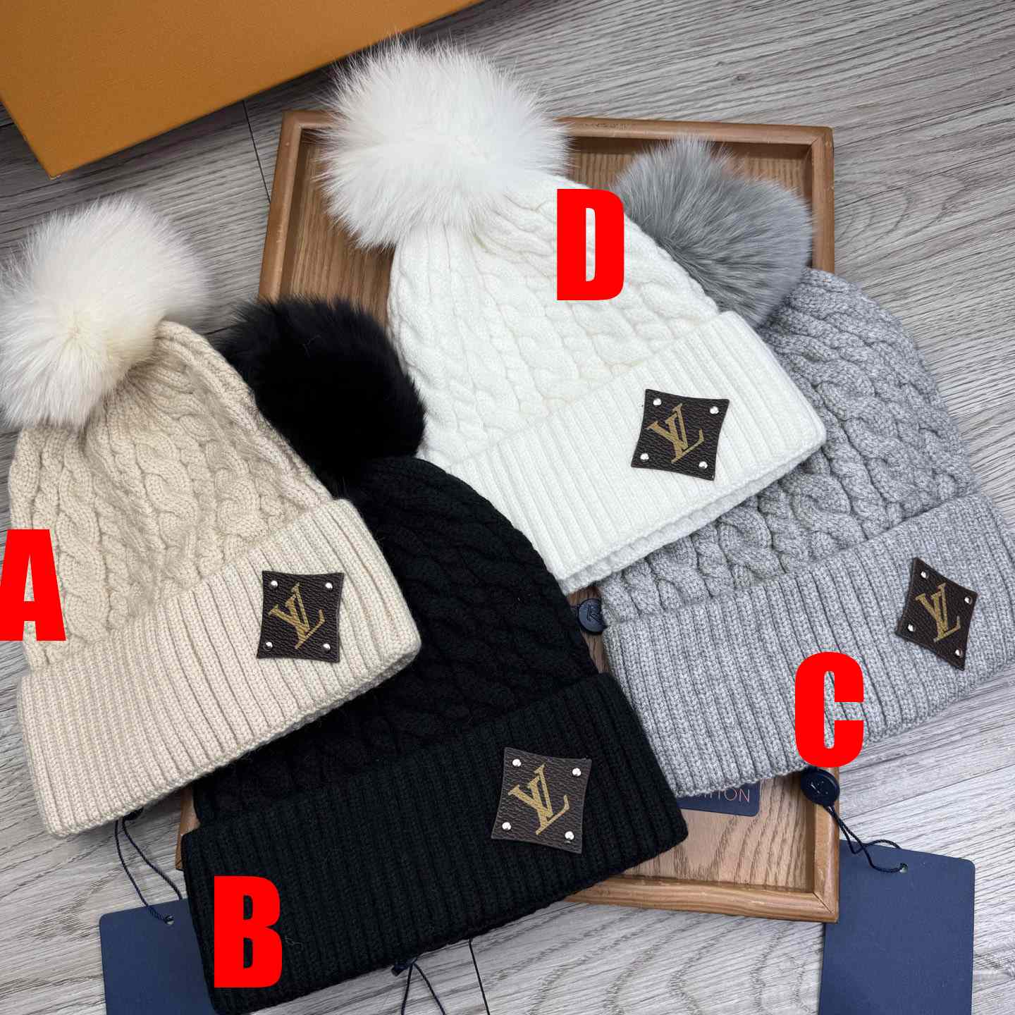 Louis Vuitton Beanie  Louis Vuitton Beanie  - DesignerGu