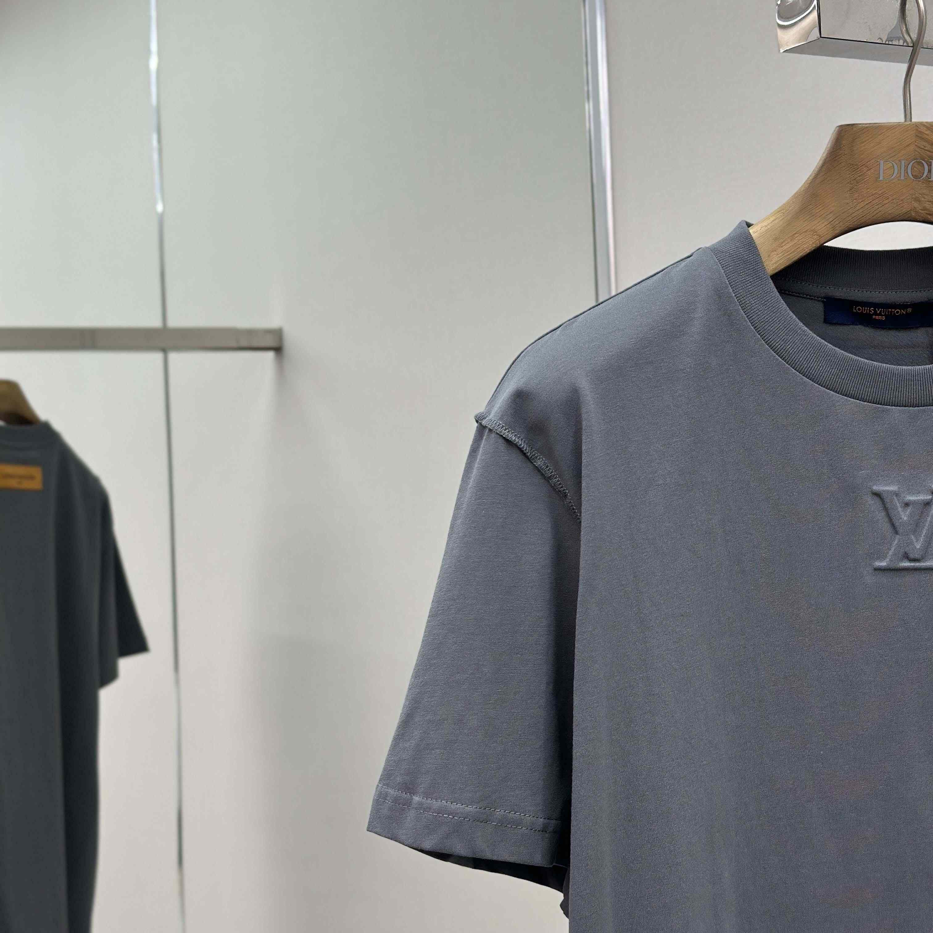 Louis Vuitton Embossed LV T-Shirt - DesignerGu