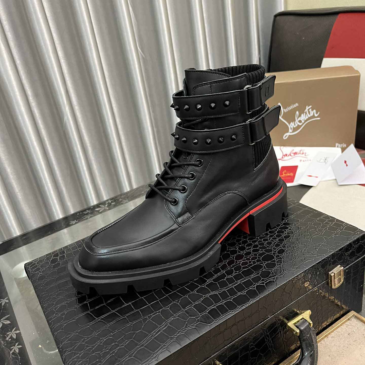 Christian Louboutin Our Flight Flat Derby Boot - DesignerGu