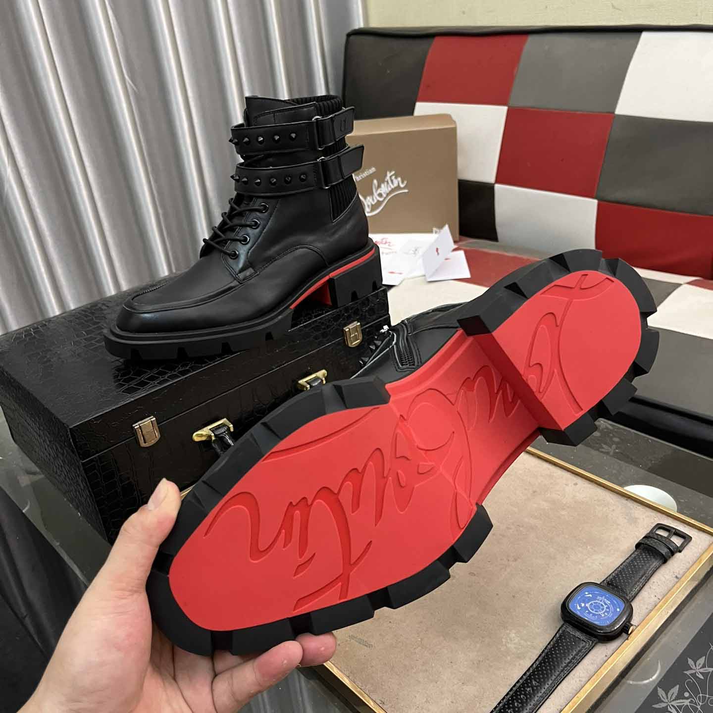 Christian Louboutin Our Flight Flat Derby Boot - DesignerGu