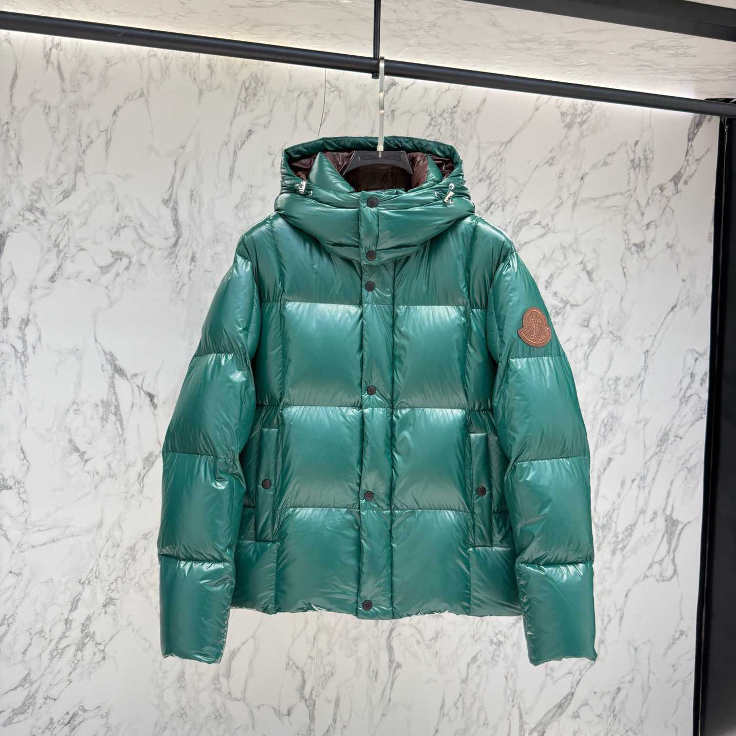 Moncler Parana Hooded Short Down Jacket   Moncler Parana Hooded Short Down Jacket   - DesignerGu