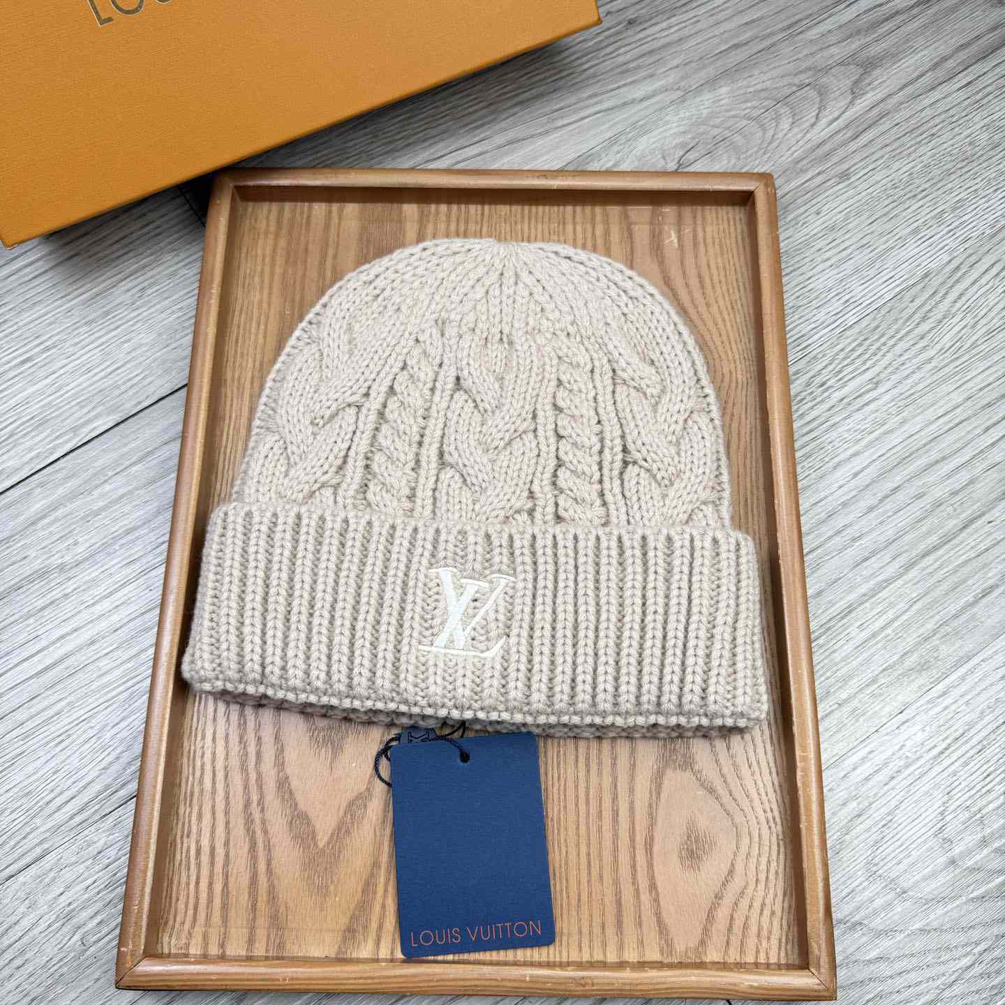 Louis Vuitton Beanie  - DesignerGu